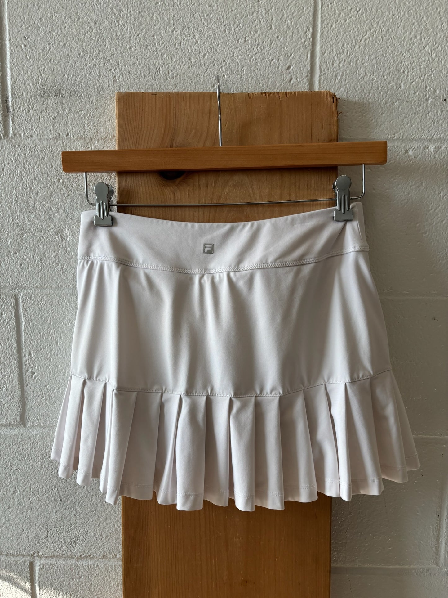 White Fila Skirt : M