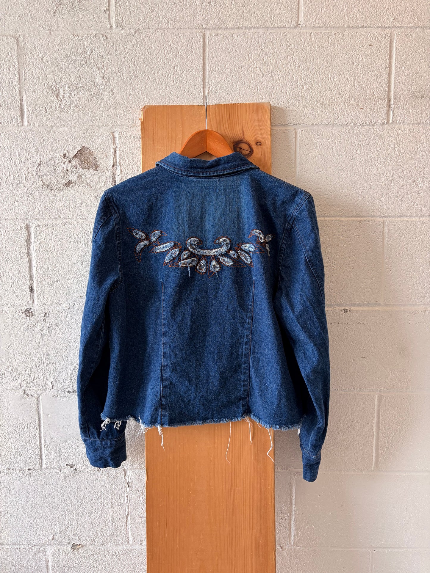 Embroidered Cropped Denim Pearl Snap : 16
