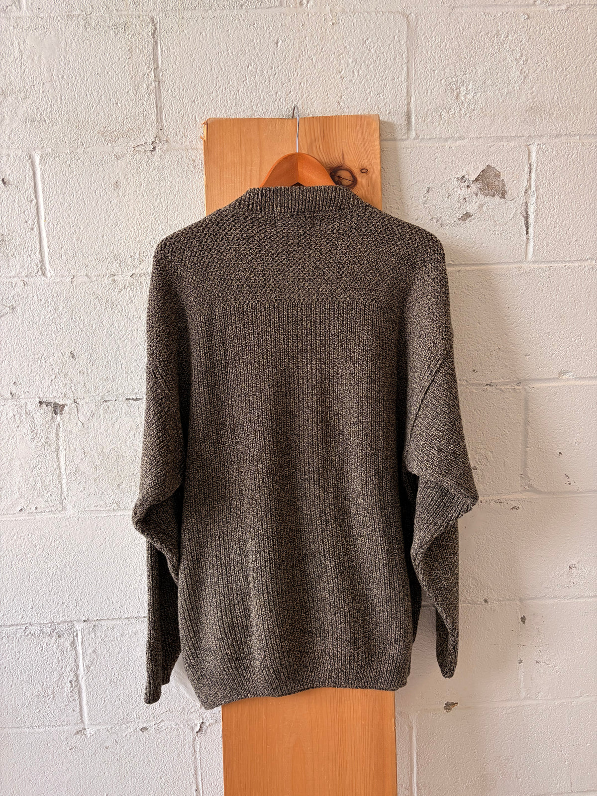 Vtg Eddie Bauer Knit Henley Sweater : XL