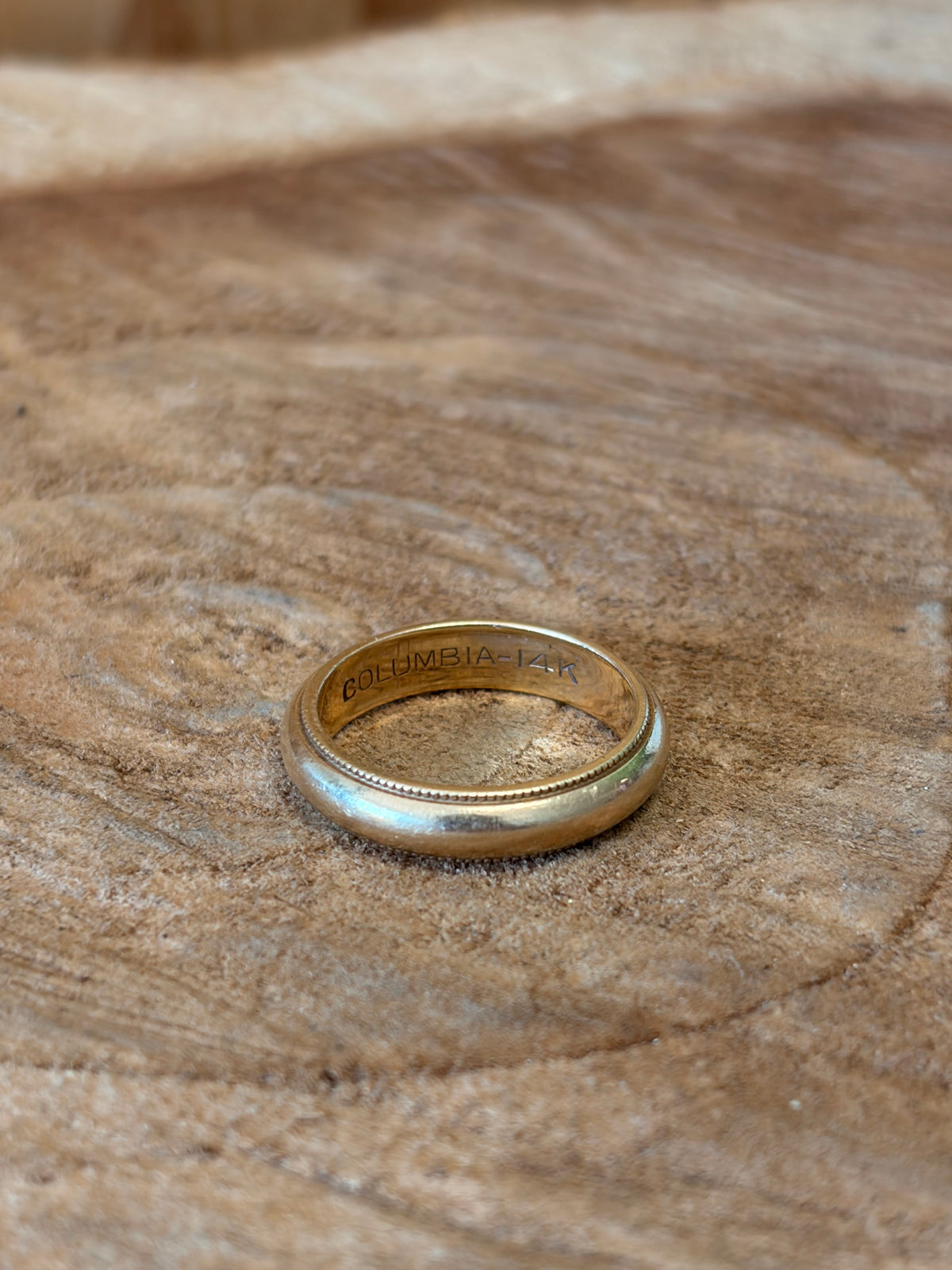 14K Gold Columbia Band : Size 4.75
