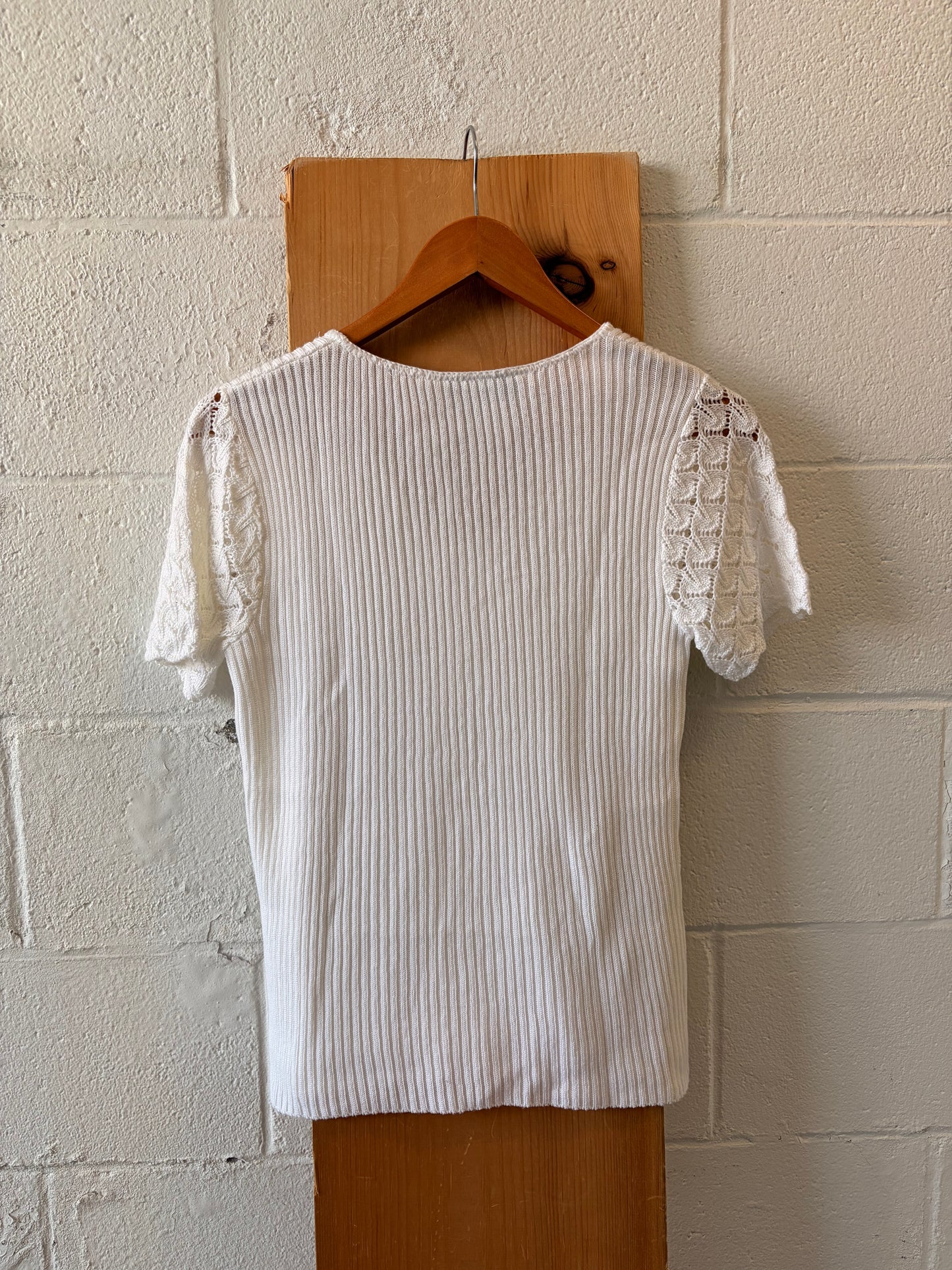 White Knit Crochet Sleeve Top : M