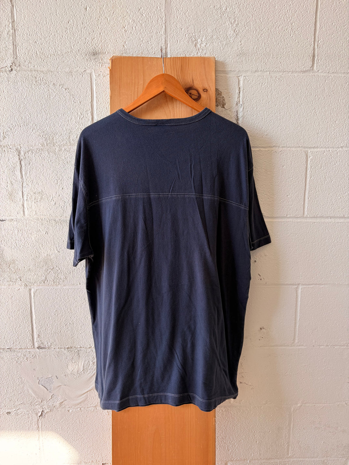 04’ Classic White Stitched Navy Tee : XL
