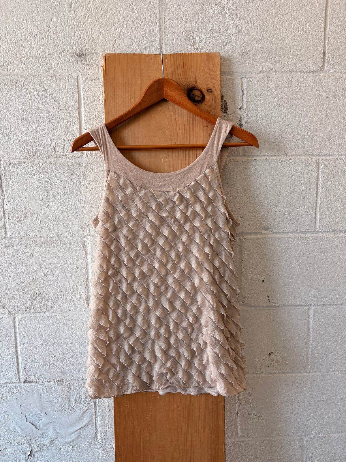 Y2K Ruffle Tank : M/L