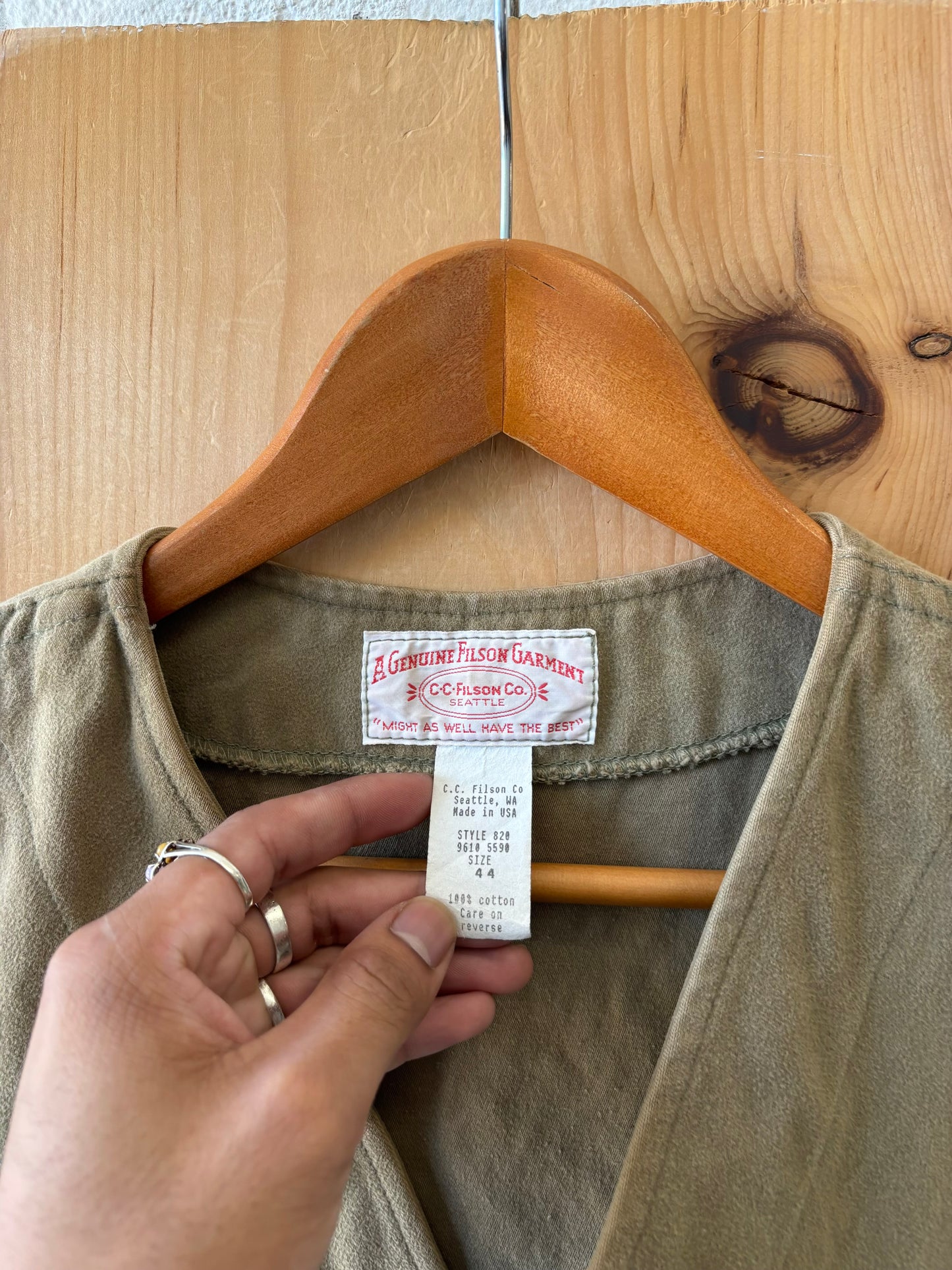 Vtg C.C. Filson Co. Tan Leather Vest : 44