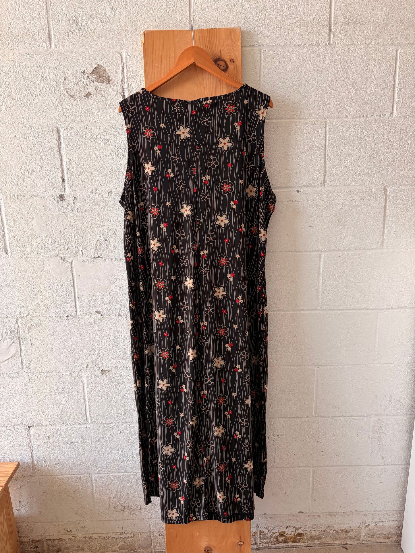 Floral Printed Black Maxi Dress : 26W/28W