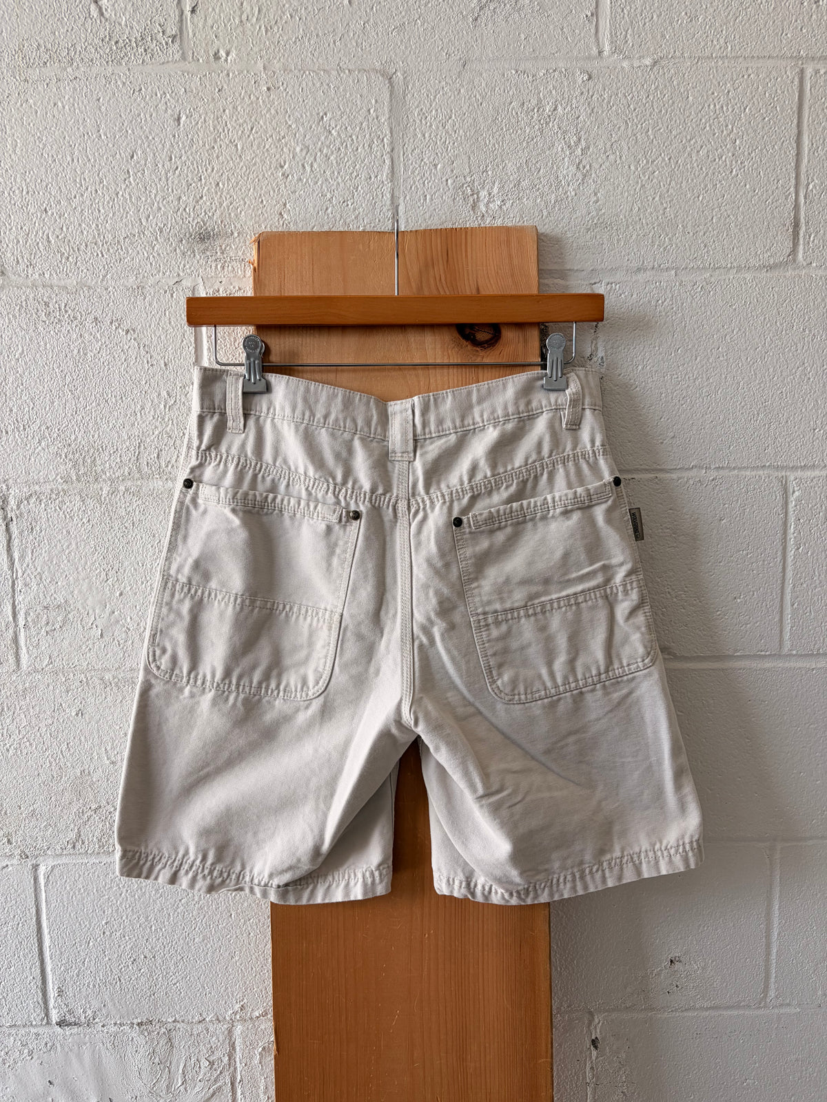 Wolverine Light Khaki Shorts : 32