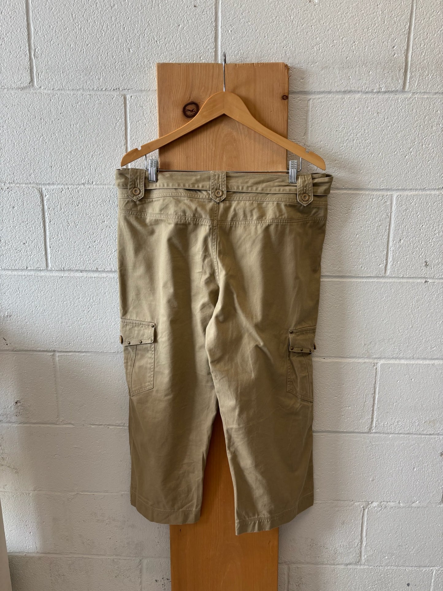 Vtg Khaki Capris : 14