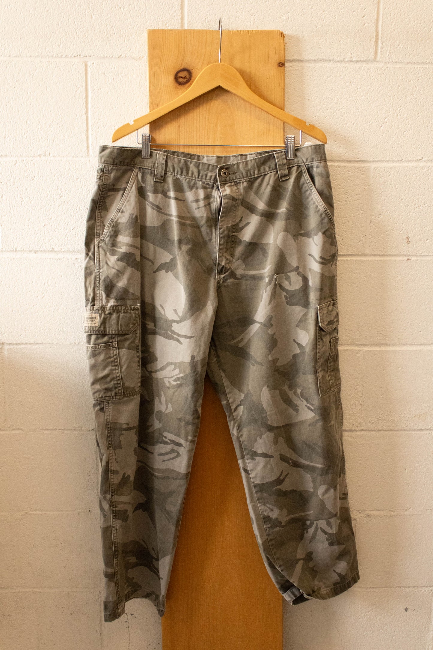 Camo Cargo Pants : 40