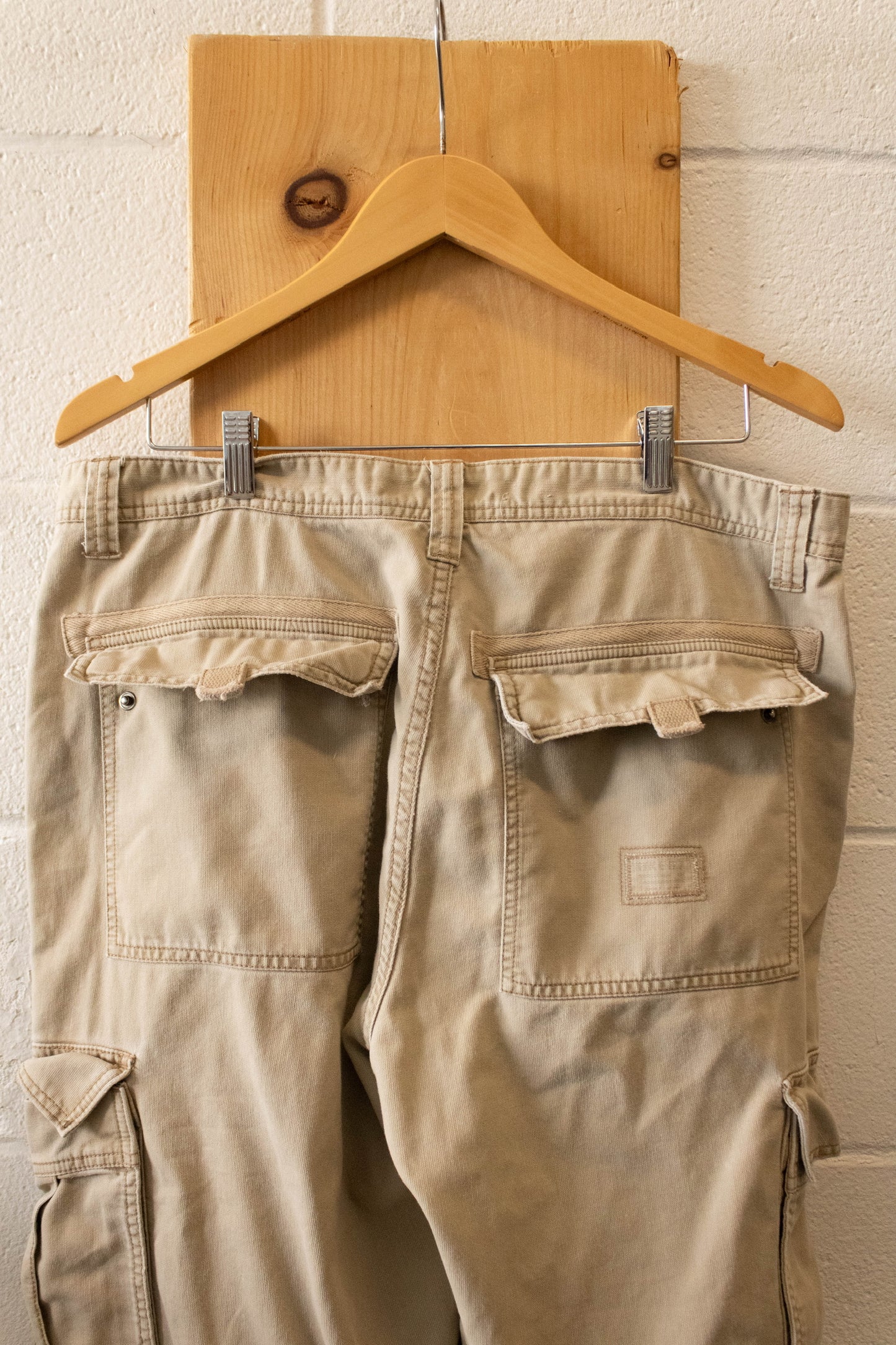 Khaki Cargo Pants : 36