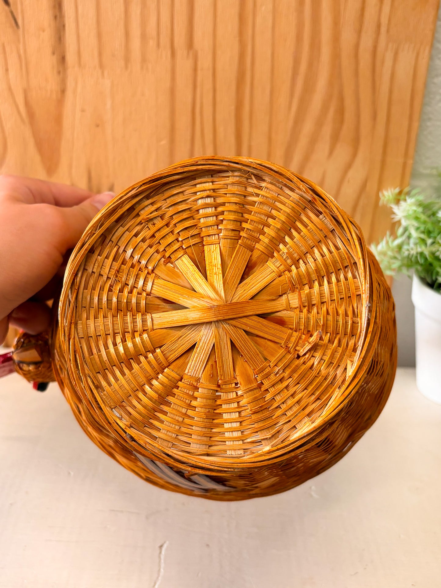 Rooster Wicker Basket (Local Pick Up Only)