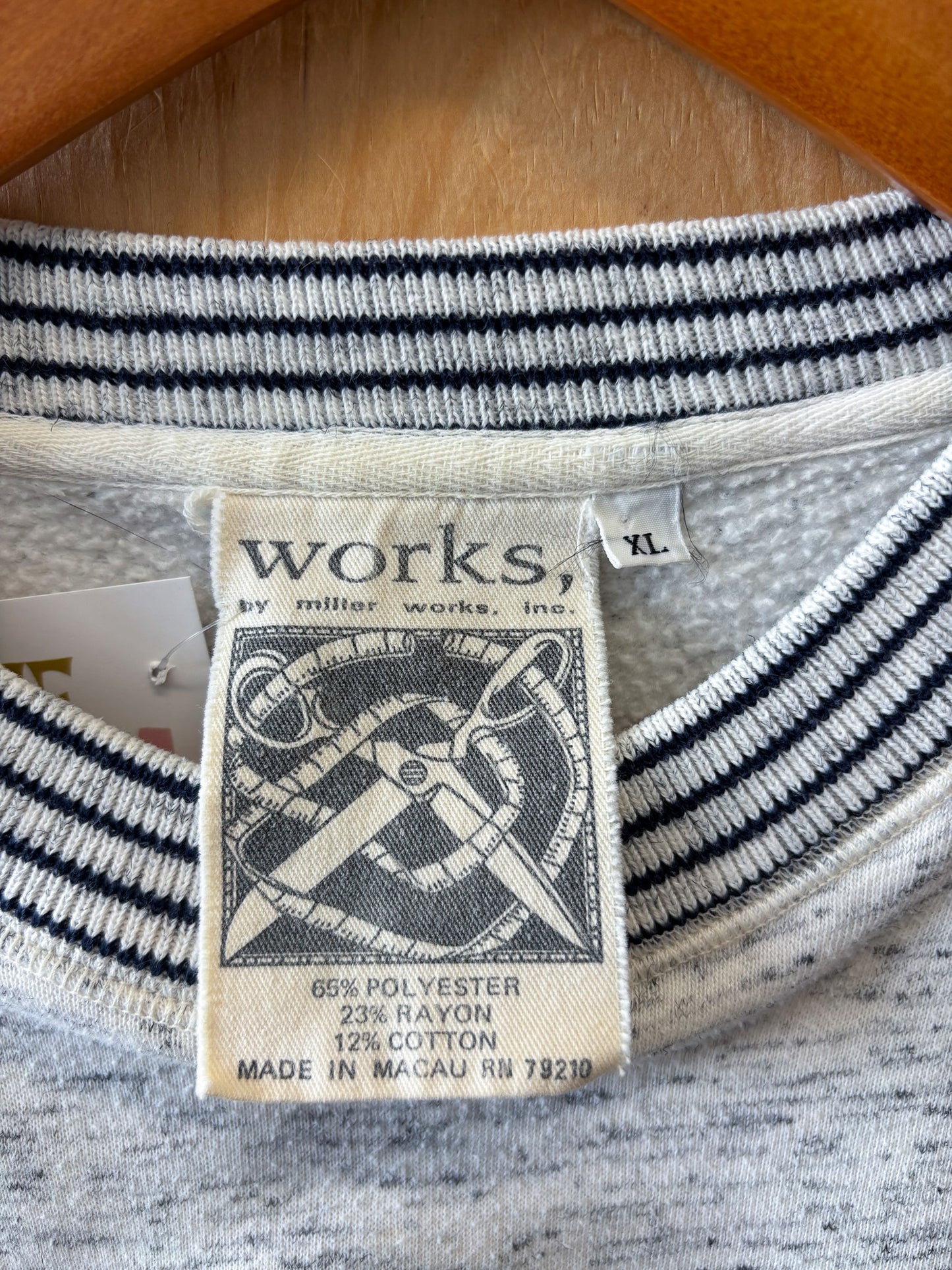 Vtg Spirit Crewneck : M/L