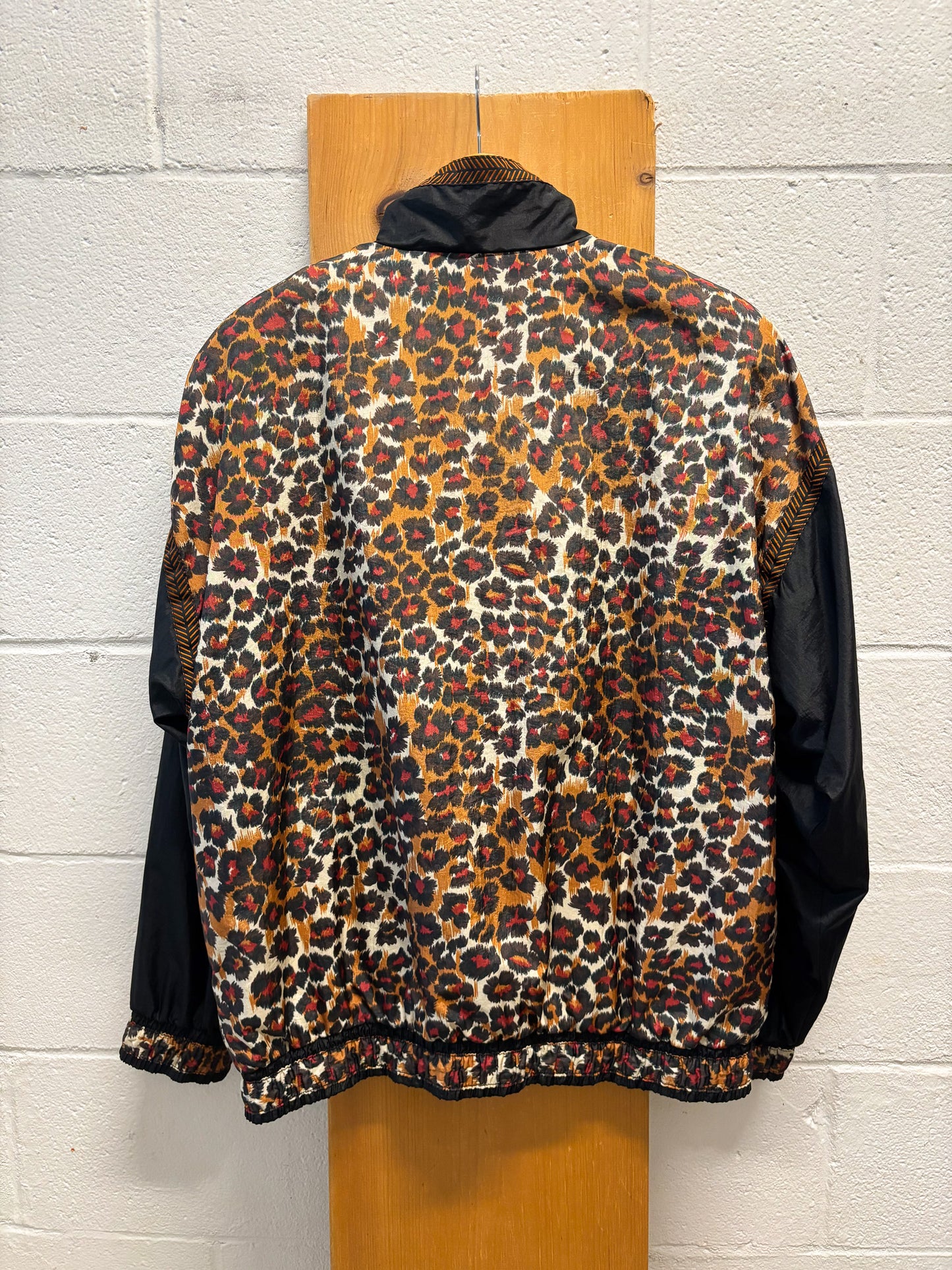 Vtg Cheetah Print Windbreaker : L