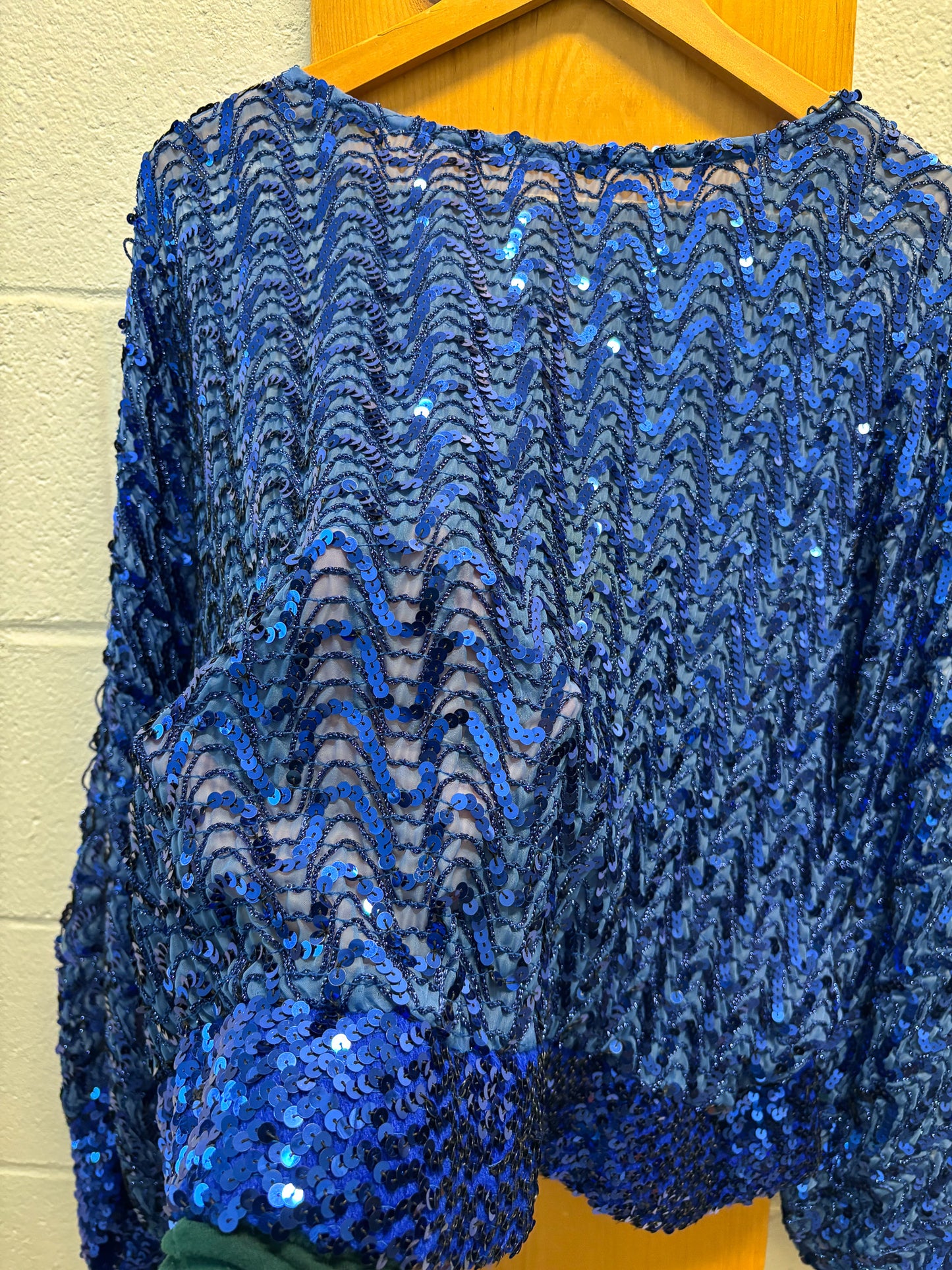 Vtg Blue Sequin Top : M/L