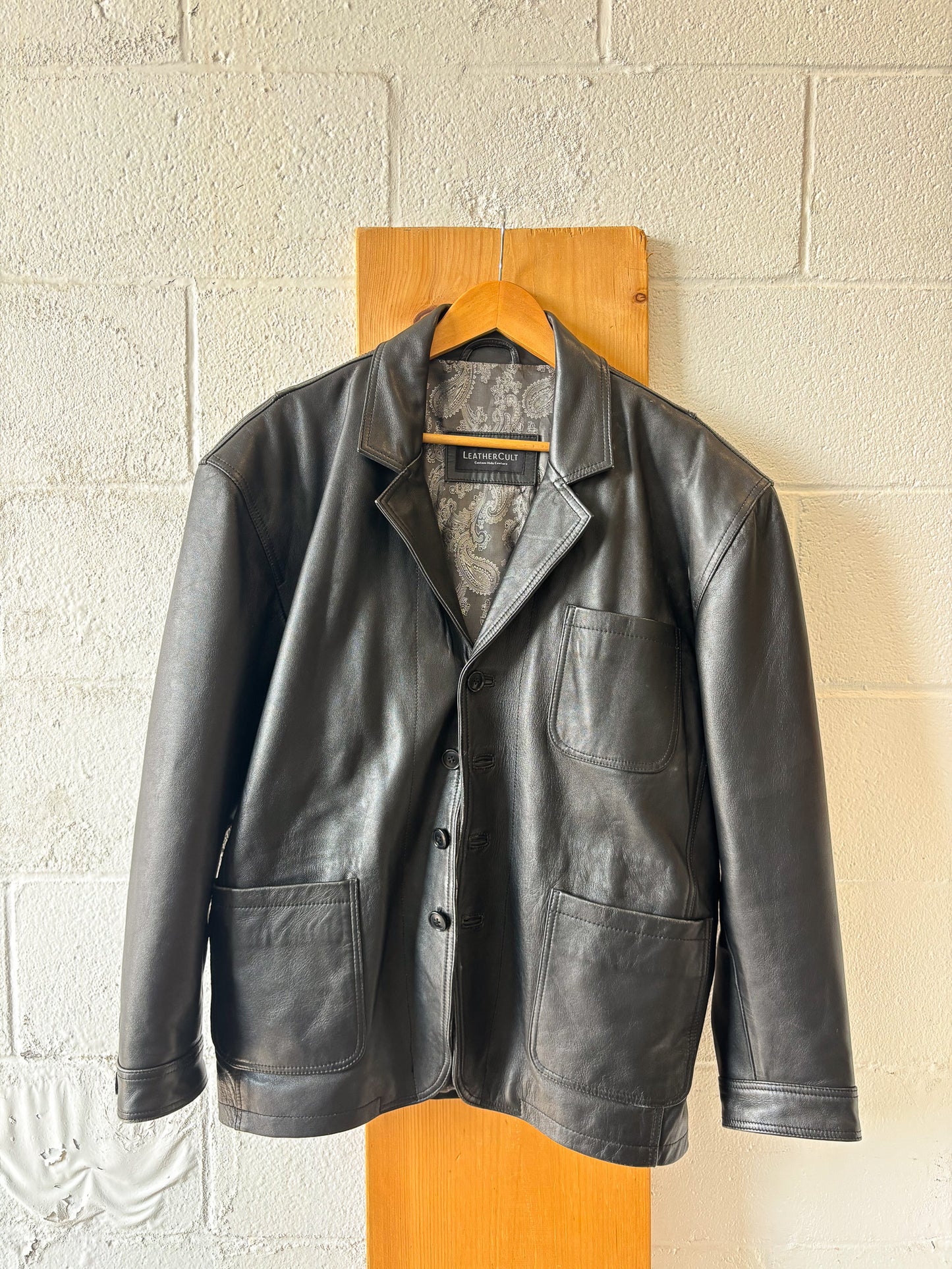 Black Leather Jacket : L/XL