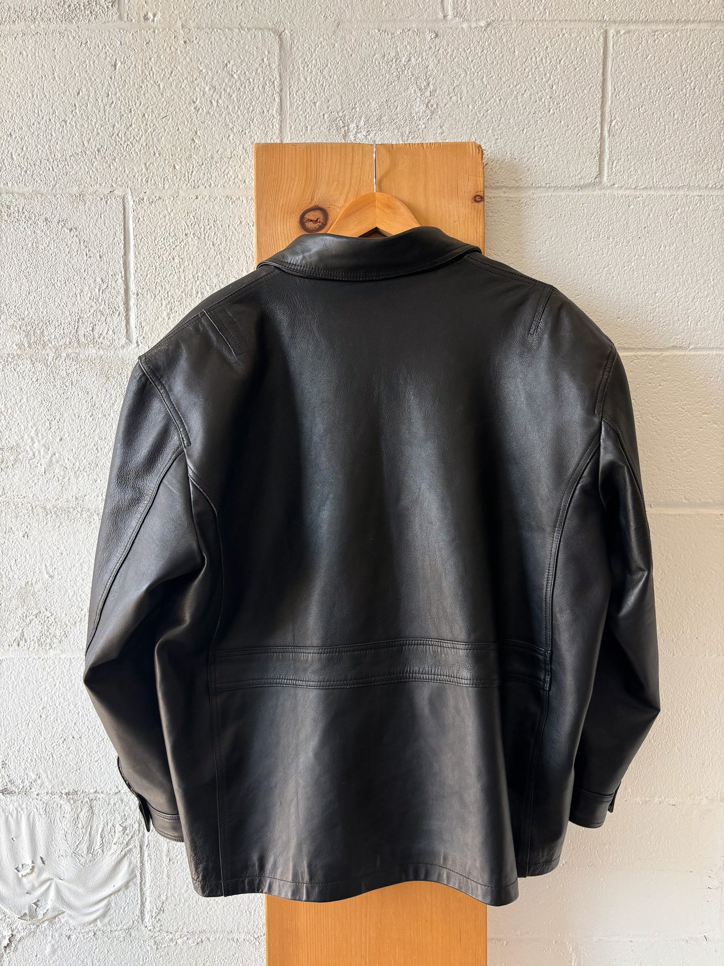 Black Leather Jacket : L/XL