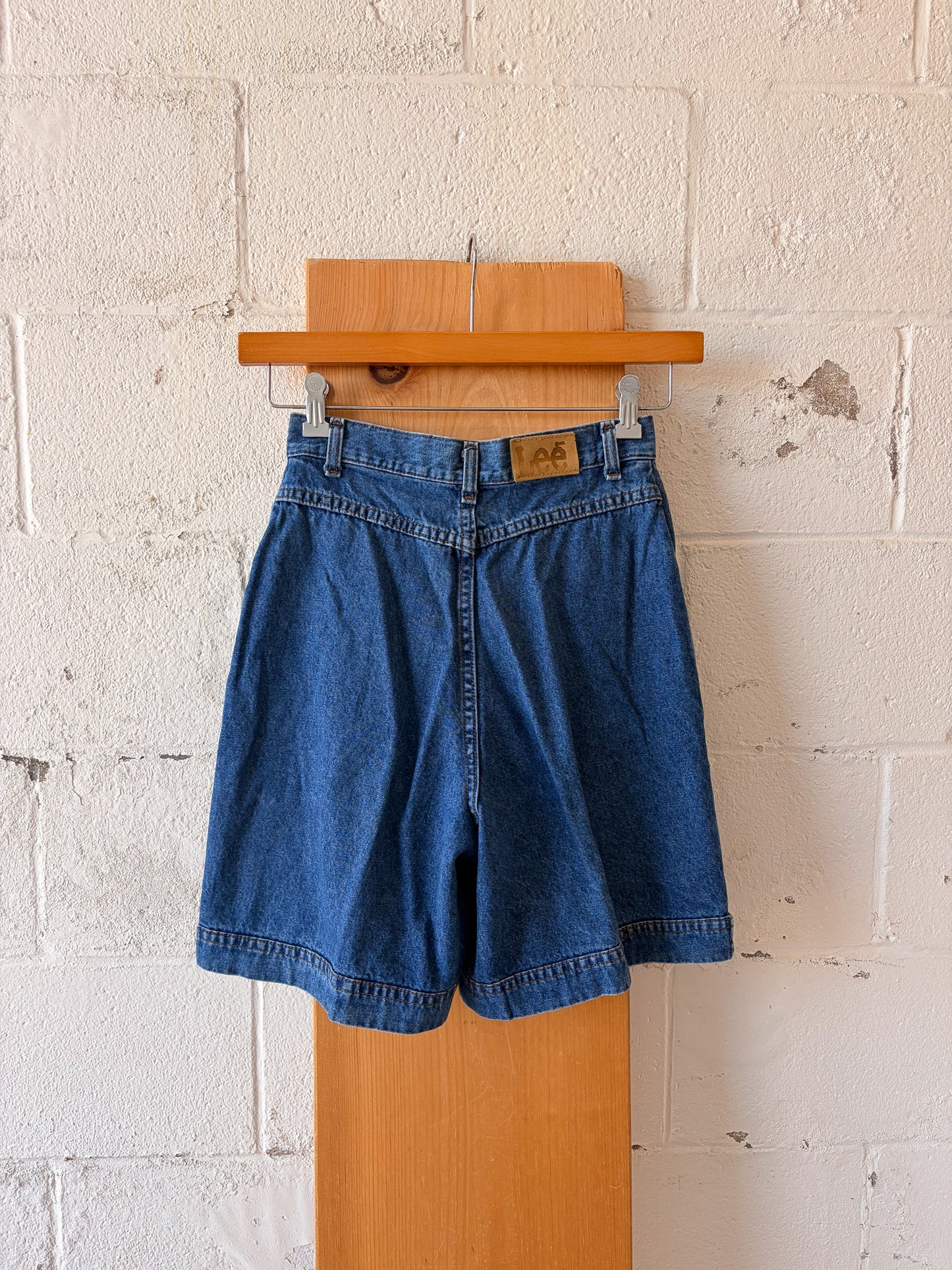 Vtg Lee Medium Wash Denim Shorts : 6 Med
