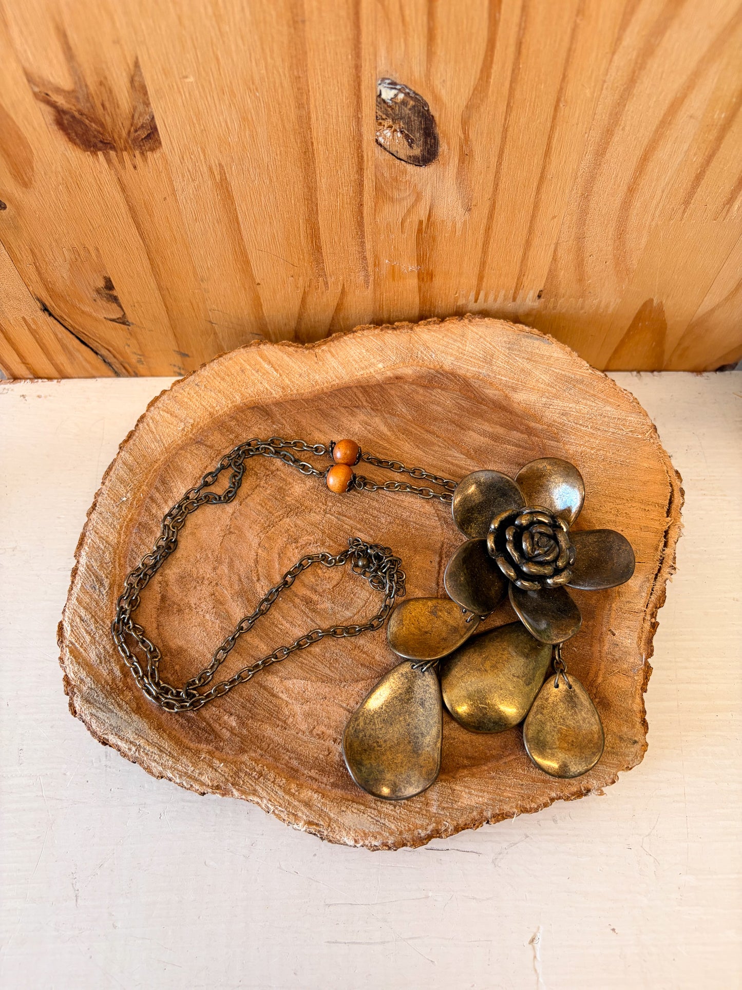 Bronze Tone Floral Pendant Necklace