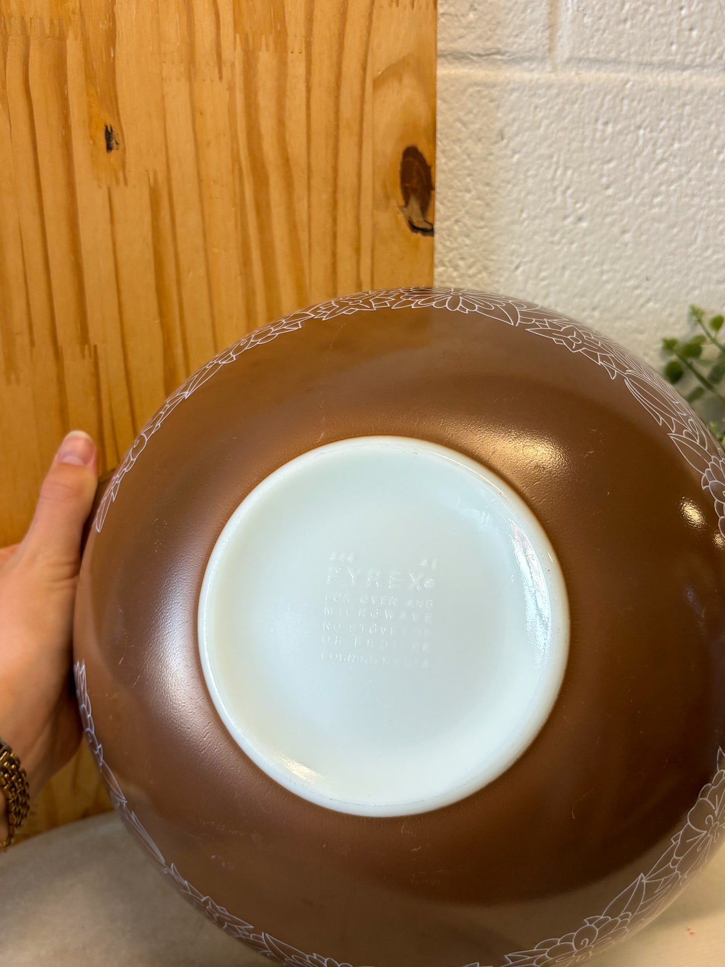 Vtg Brown Pyrex Dish (Local Pick Up Only)