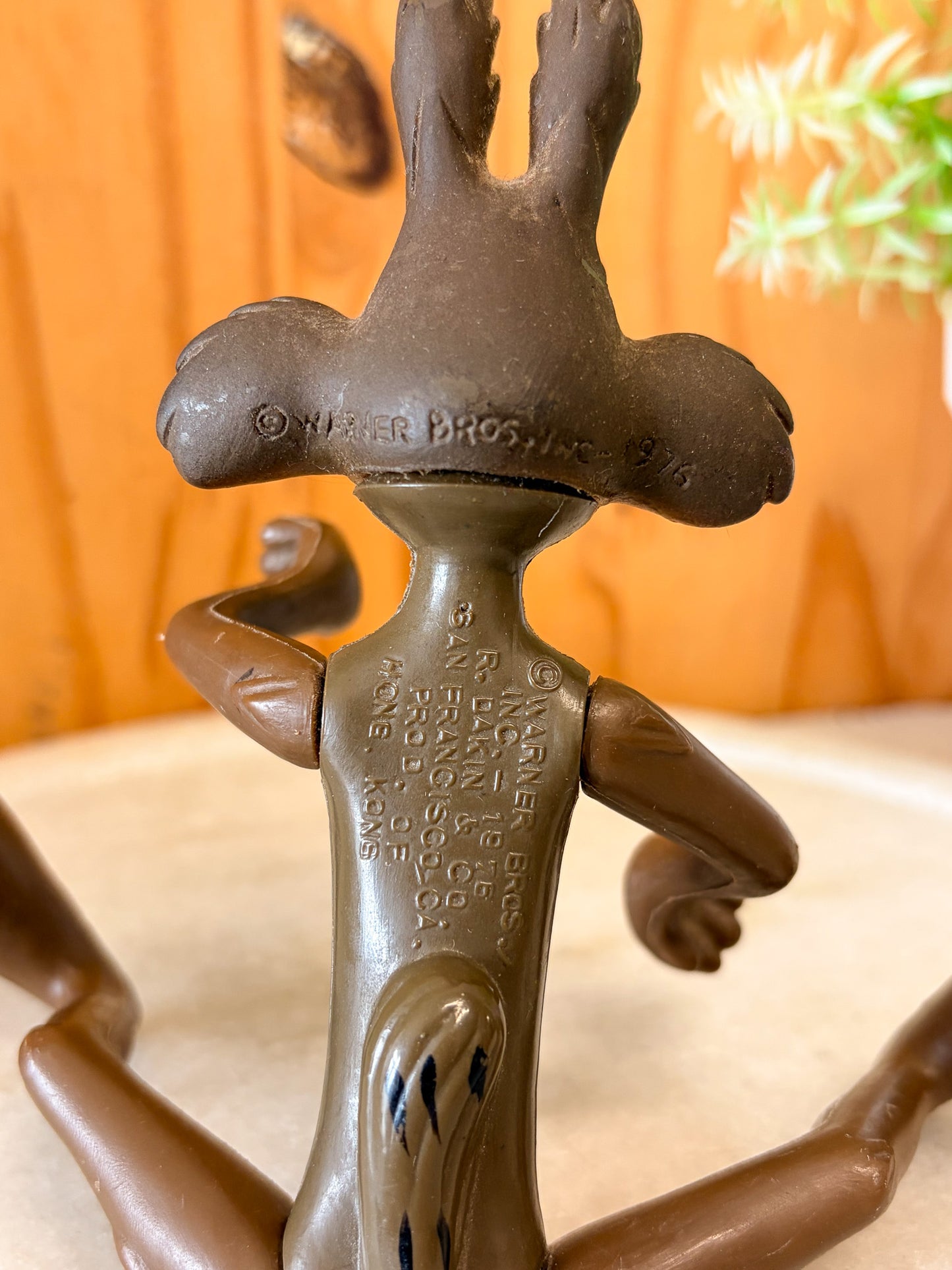Vtg 1976 Wile E Coyote Figure