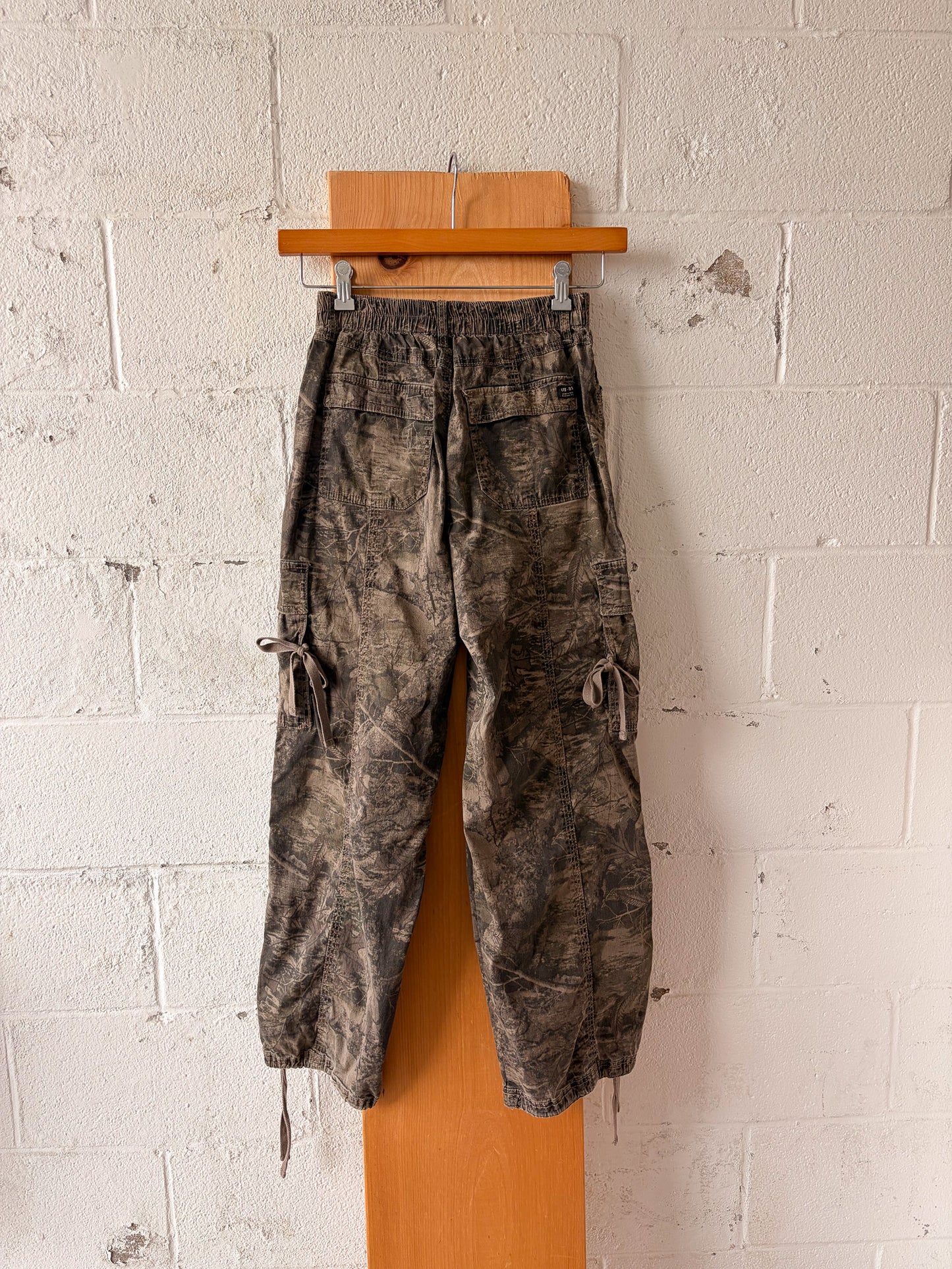 Unionbay Camo Cargo Pants : 3