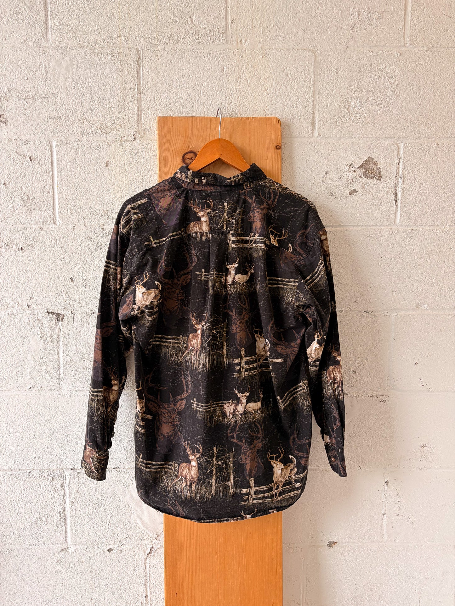Deer Print Button Up : M