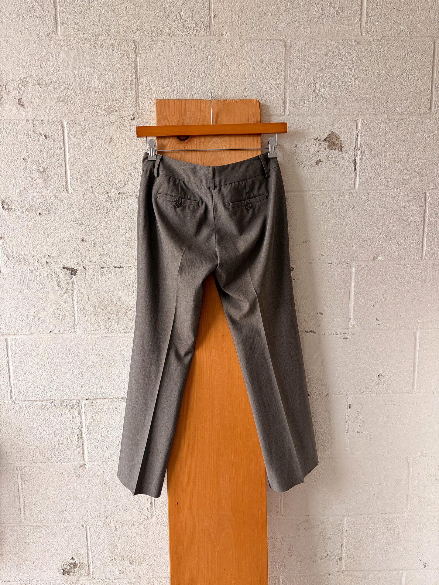 Gray Trousers : 2 Petite