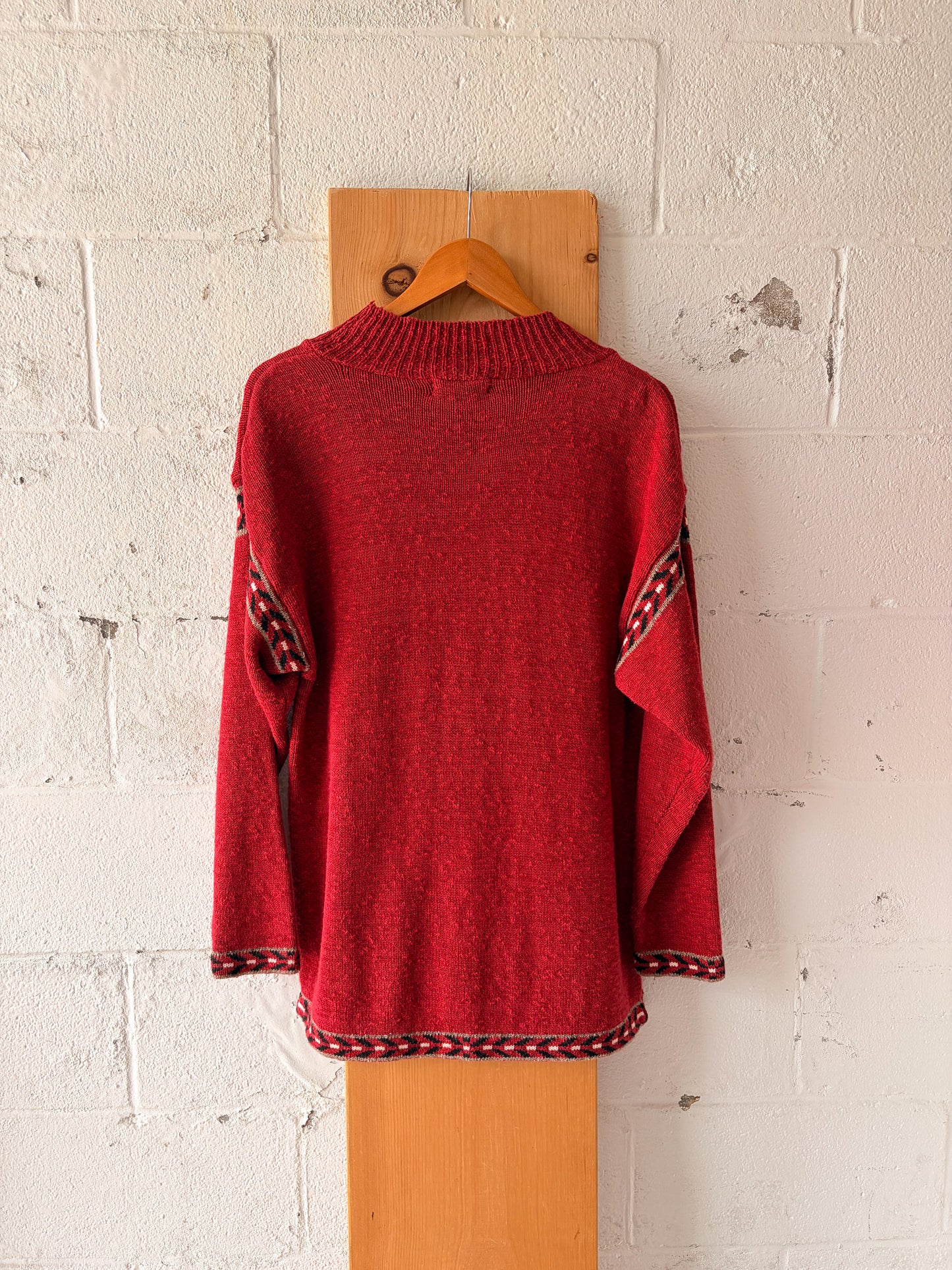 Red & Black Buffalo Sweater : L