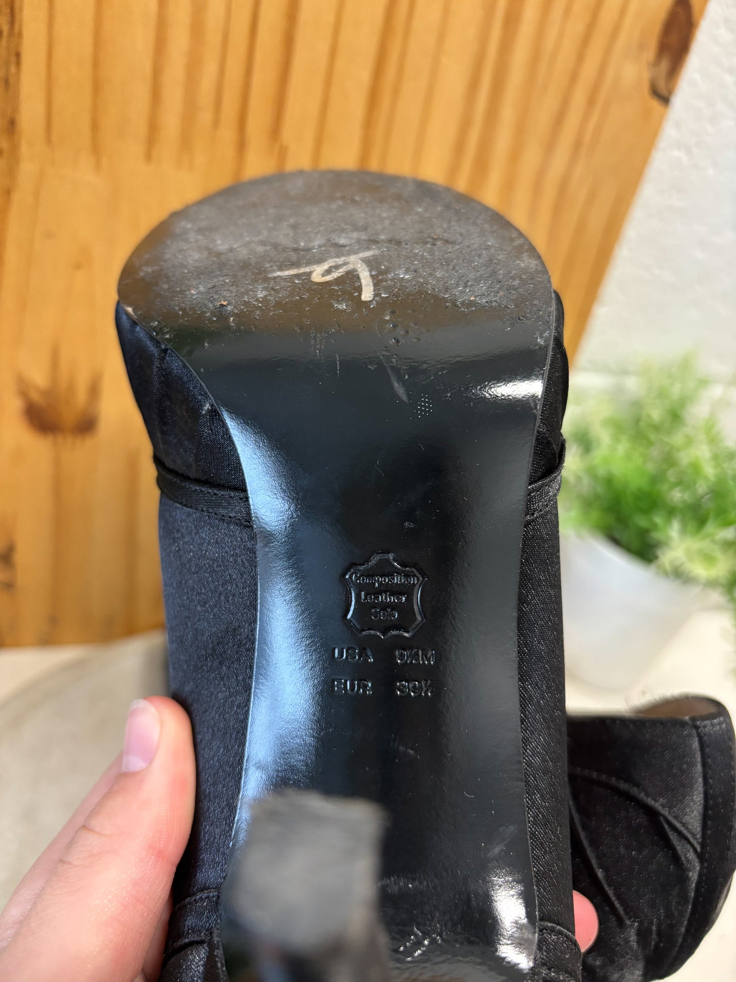 Black Open Toe Heels : 9.5