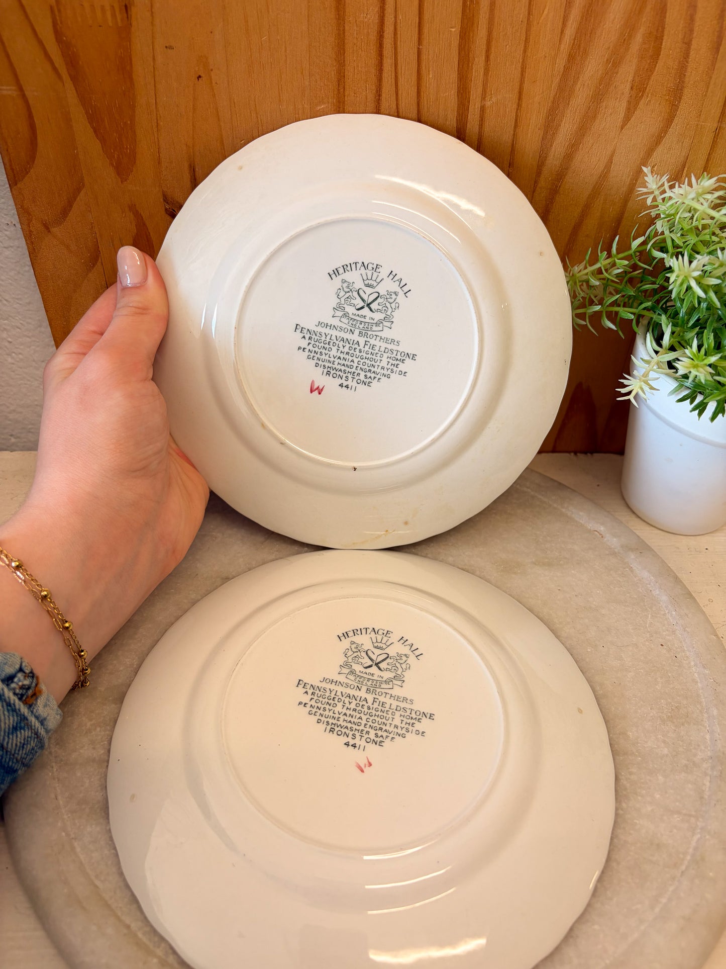 Vtg Heritage Hall Bowl & Plates Set (Local Pick Up Only)