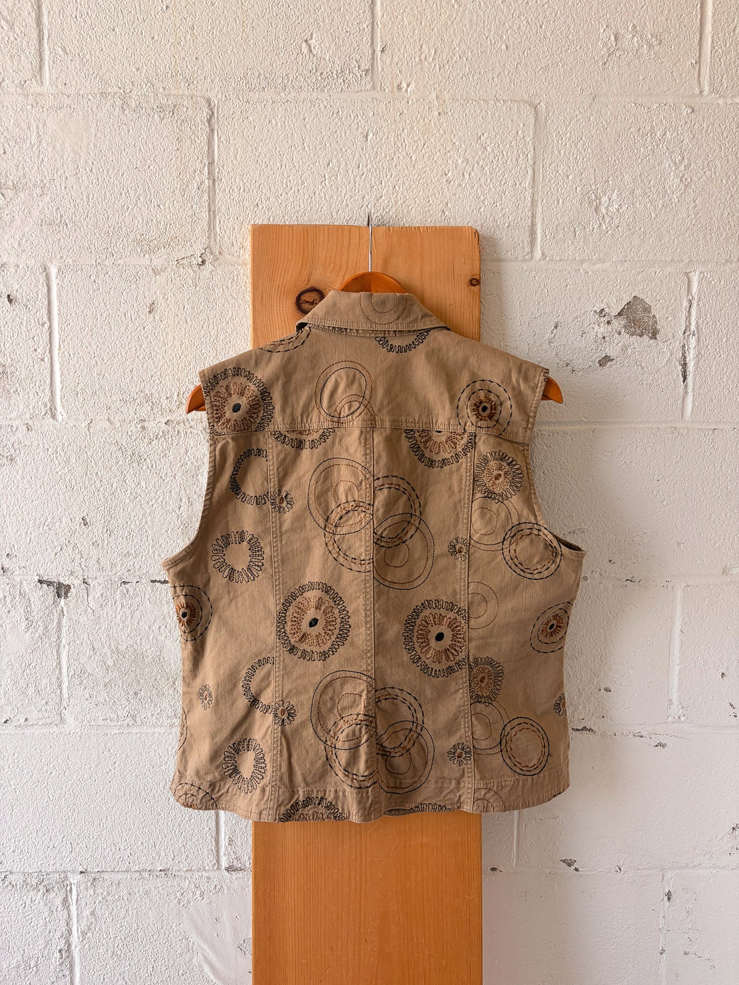 Embroidered Khaki Vest : 16