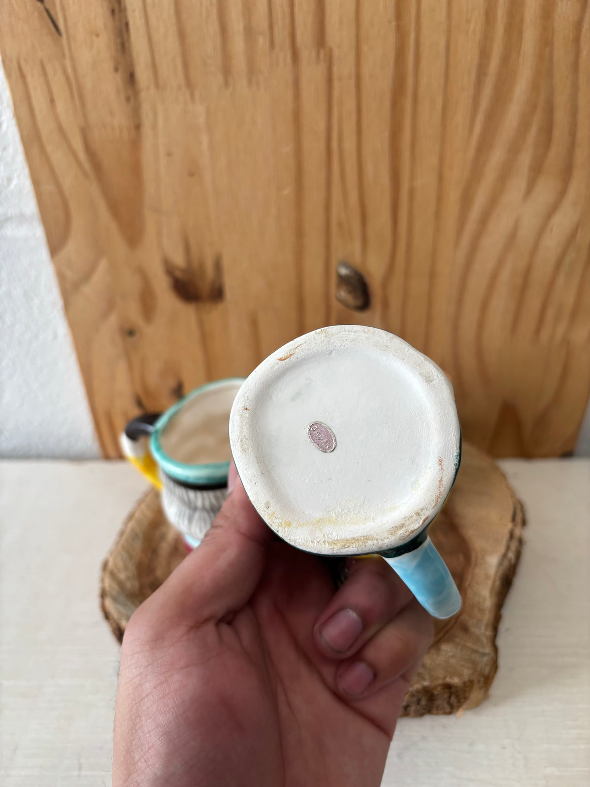 Vtg Pair of Ceramic Mugs (Local Pickup Only)