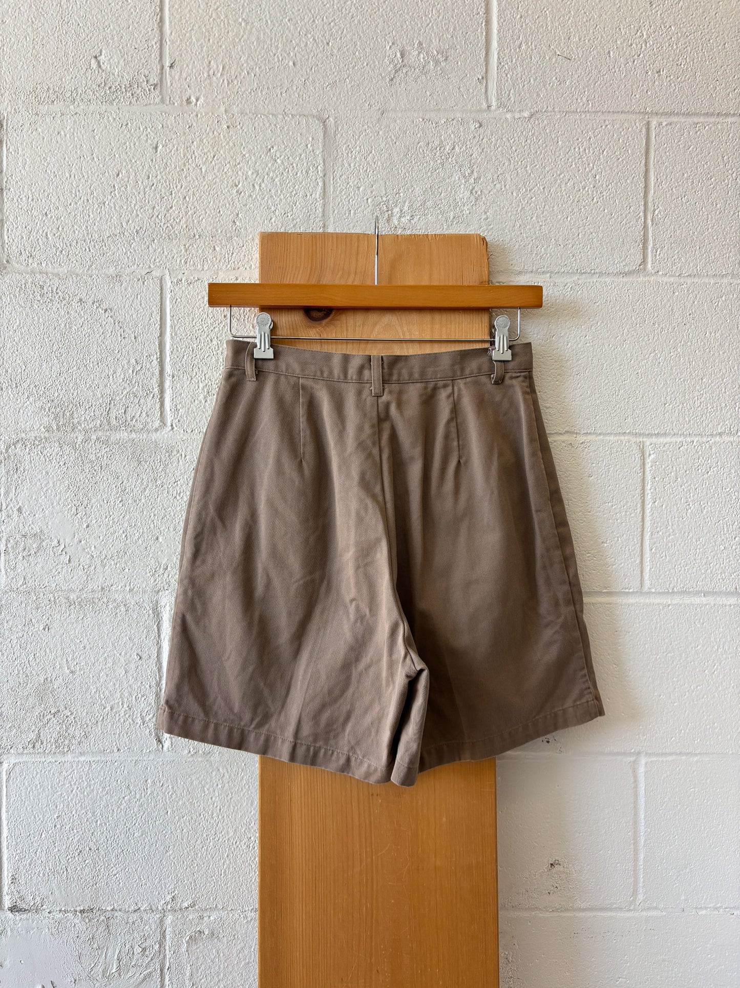 Brown Khaki Shorts : 10