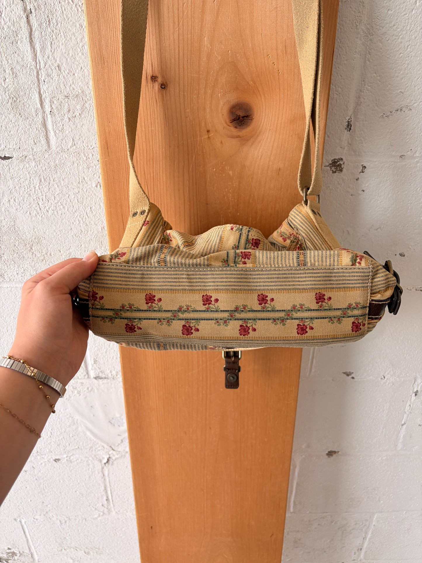Fossil Amelia Canvas Floral Purse
