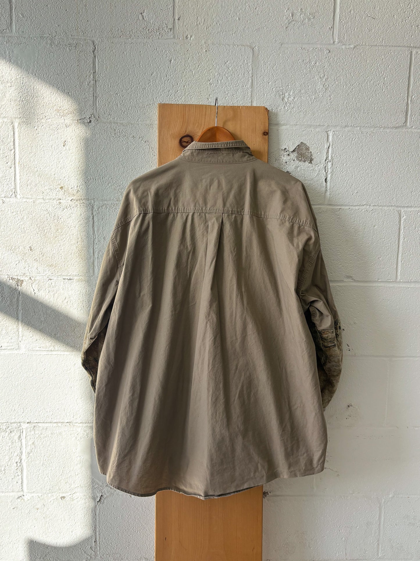 Cabela's Khaki Camo Button Up : 3XL