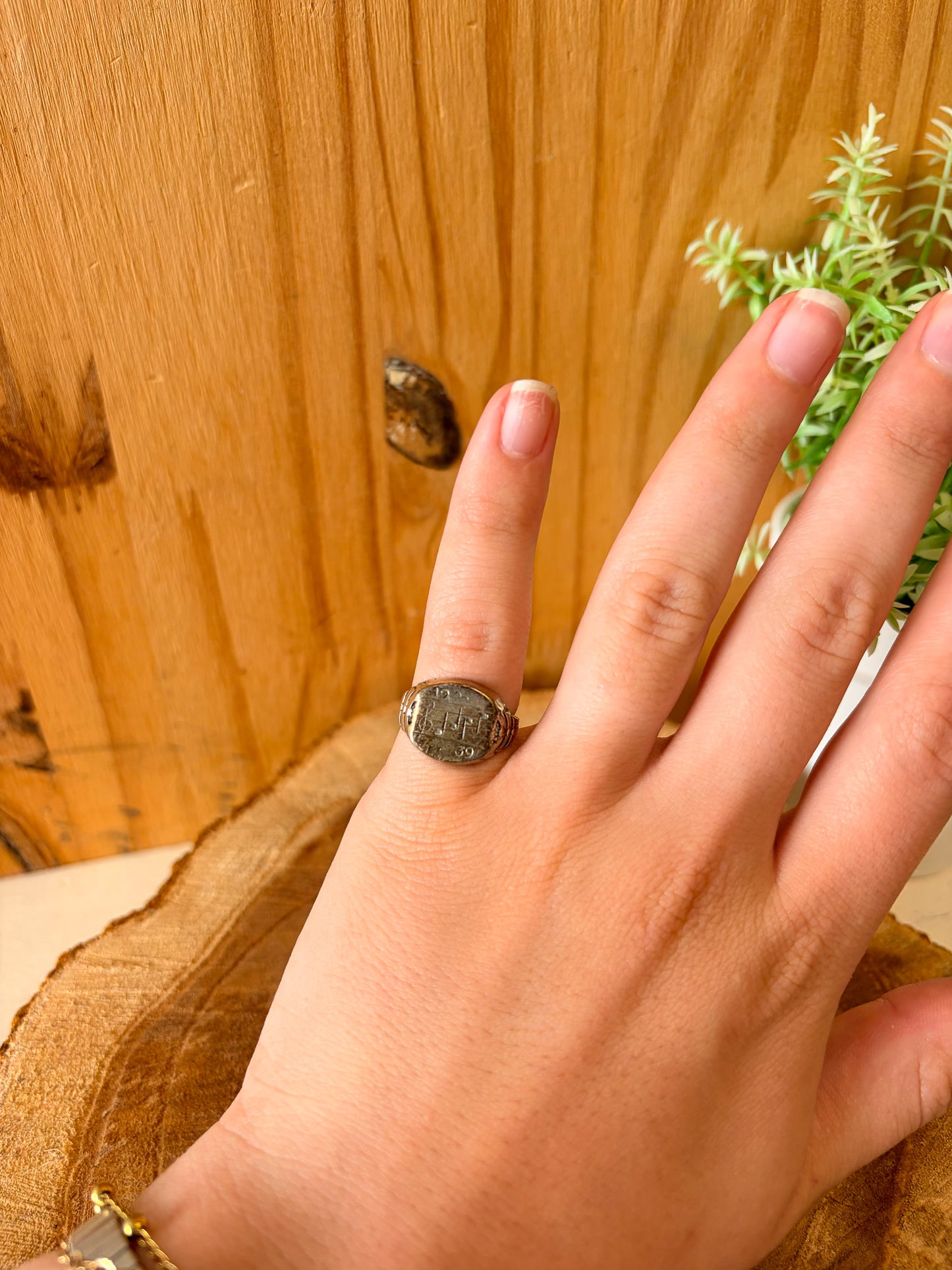 Vtg Sterling Silver Musical Staff Ring : Size 4.5