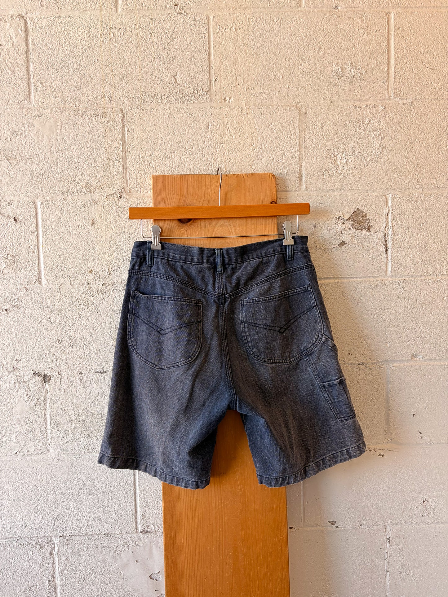 Vtg Blue Denim Shorts : 32"W