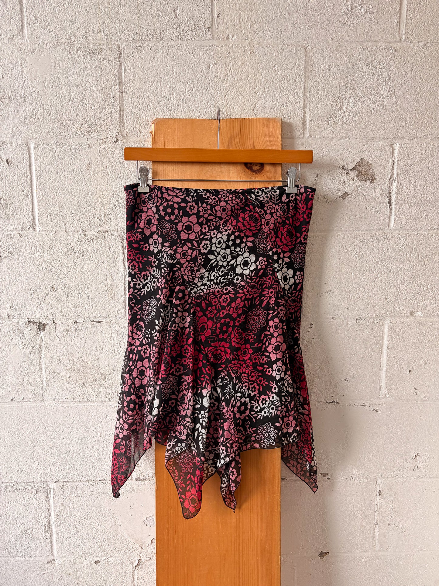 Floral Pink Skirt : M