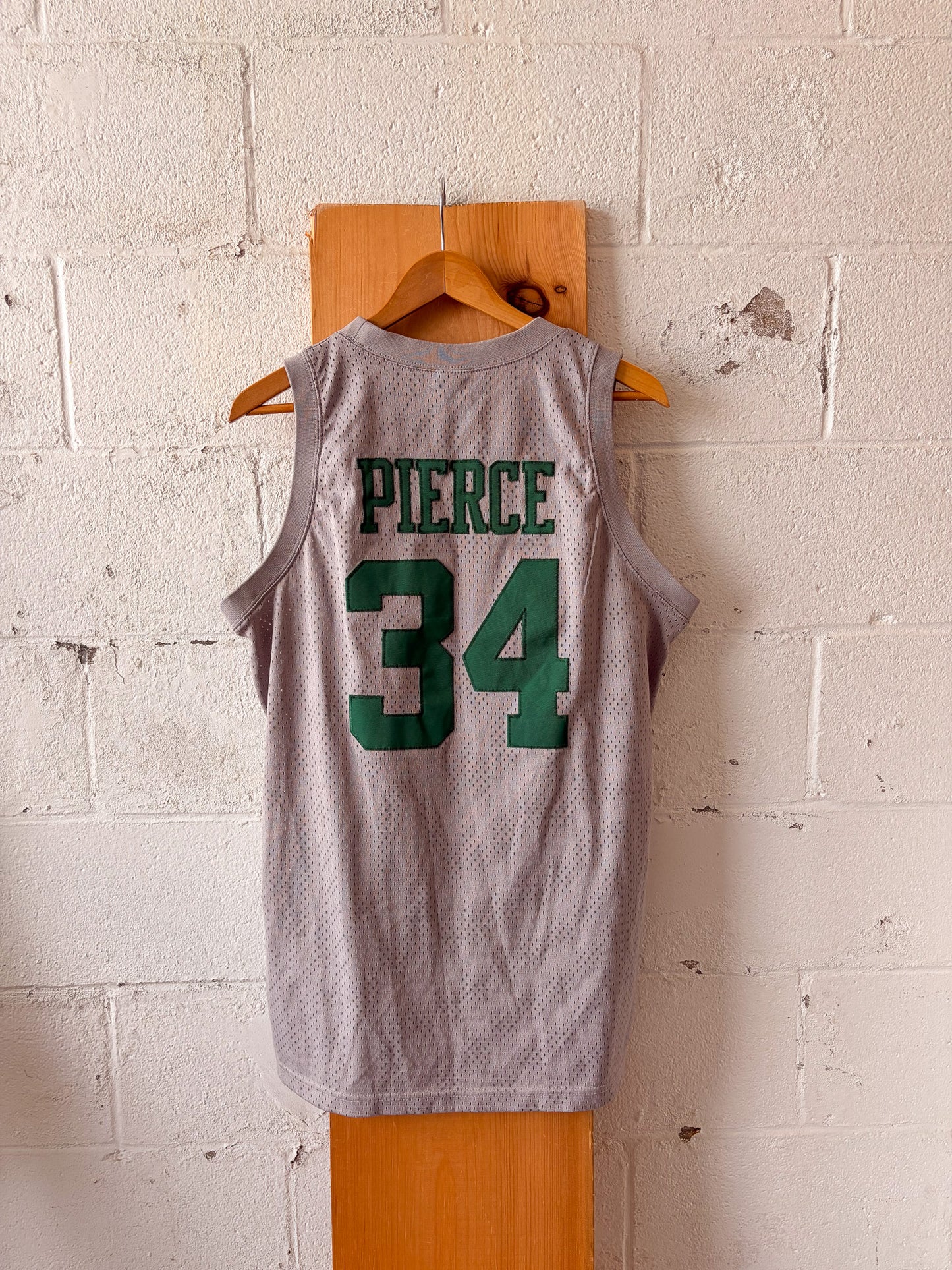 Nike Boston Celtics Pierce Jersey : M
