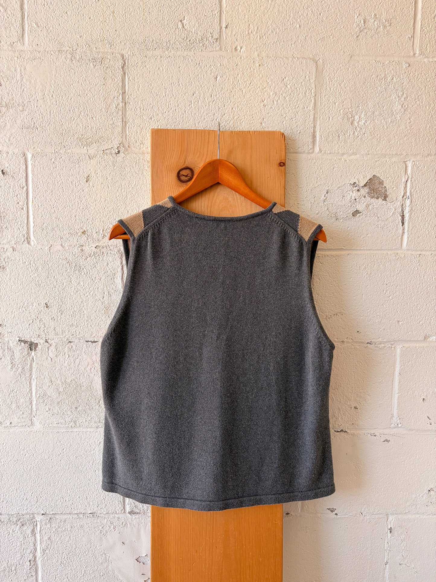 Diamond Patterned Sweater Vest : L/XL