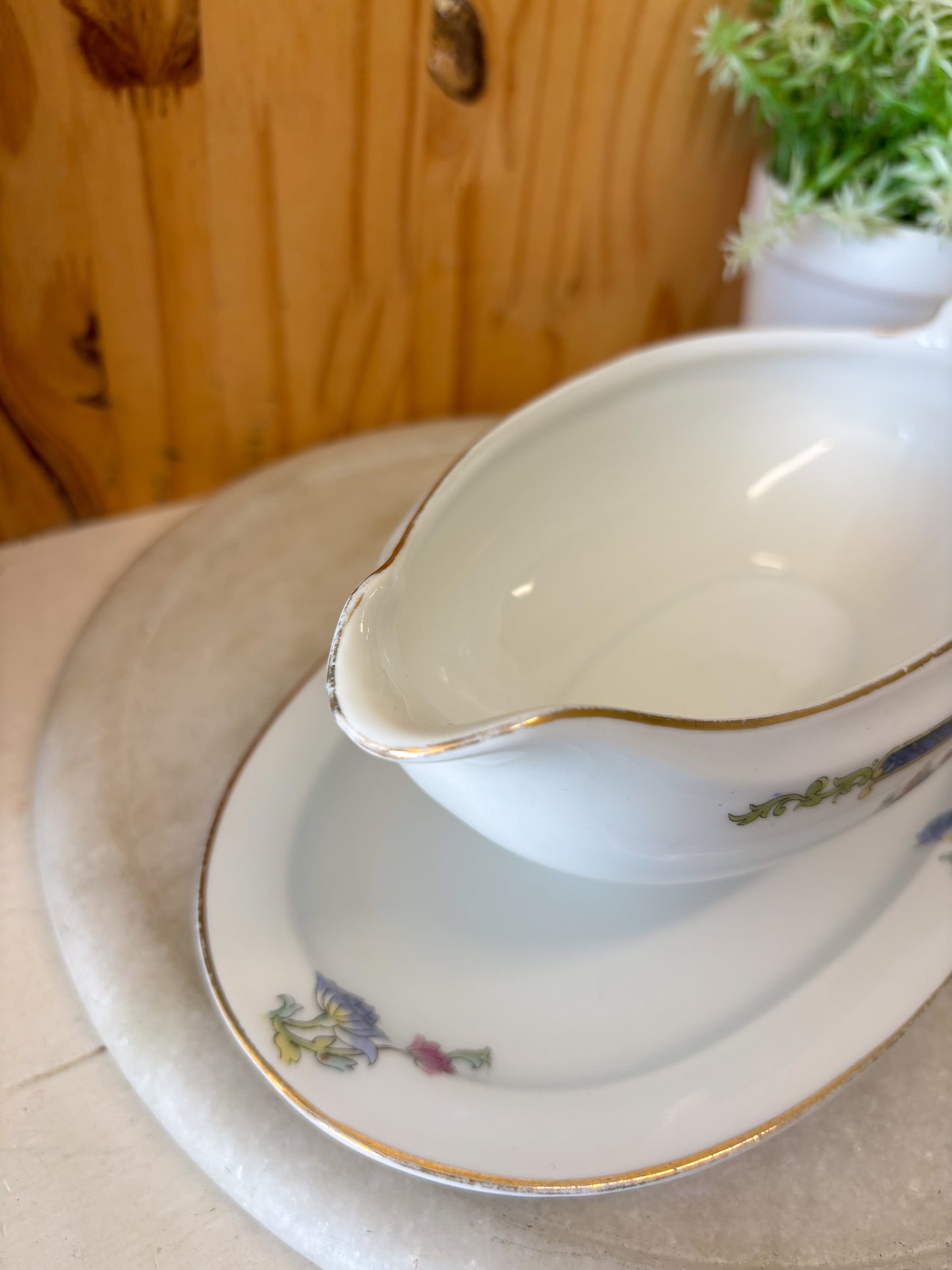 Vtg Floral Gravy Boat Server (Local Pick Up Only)