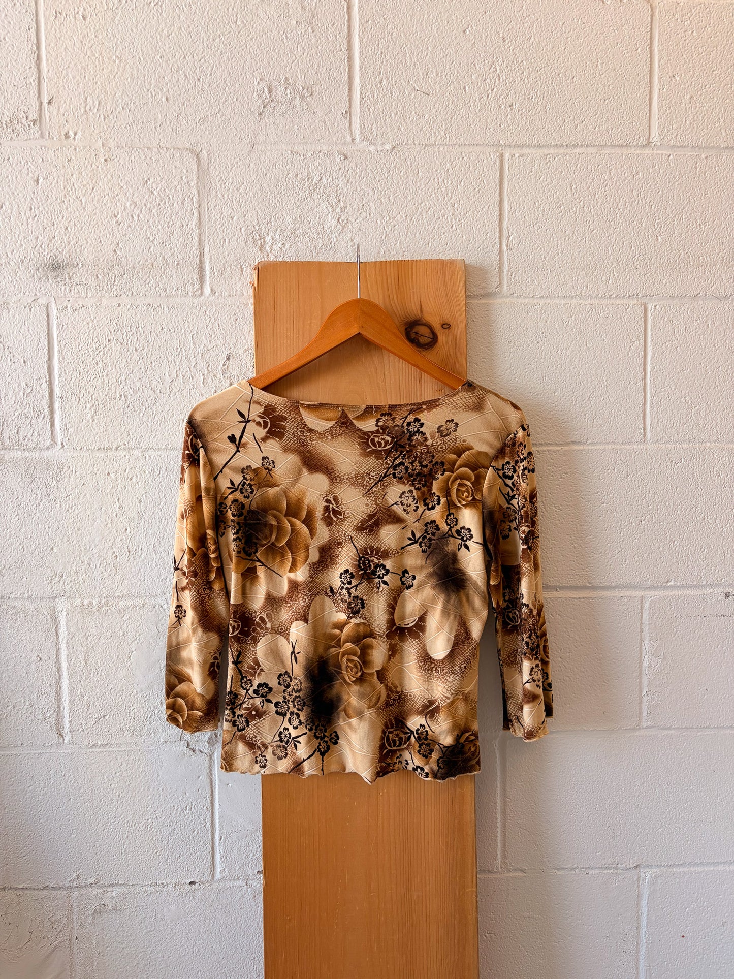 Neutral Rose Patterned Top : M