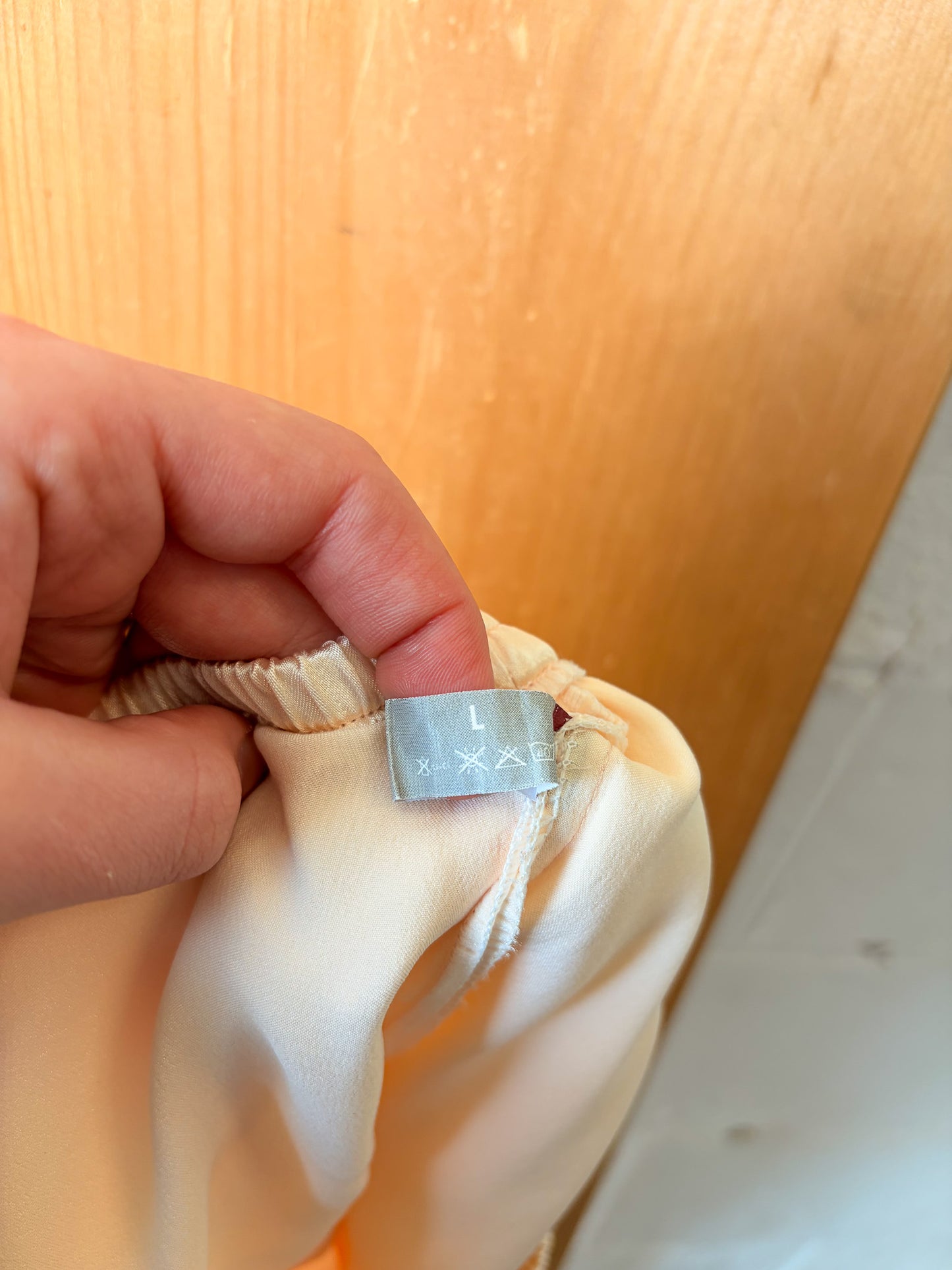 Blush Lace Trim Capris : 24"W