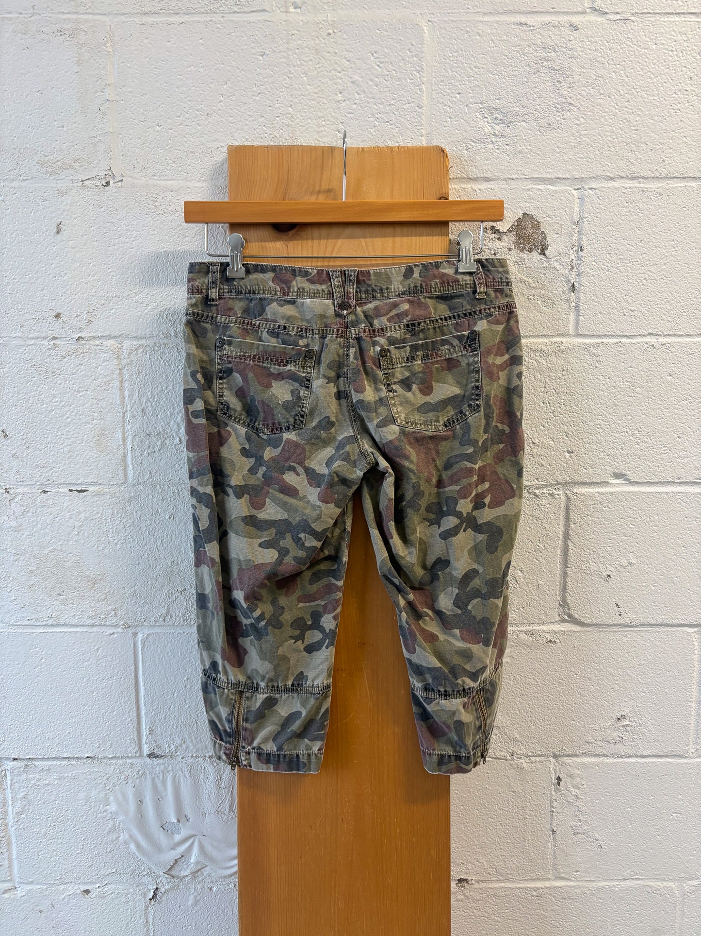 Vtg Camo Capris : Jrs 9