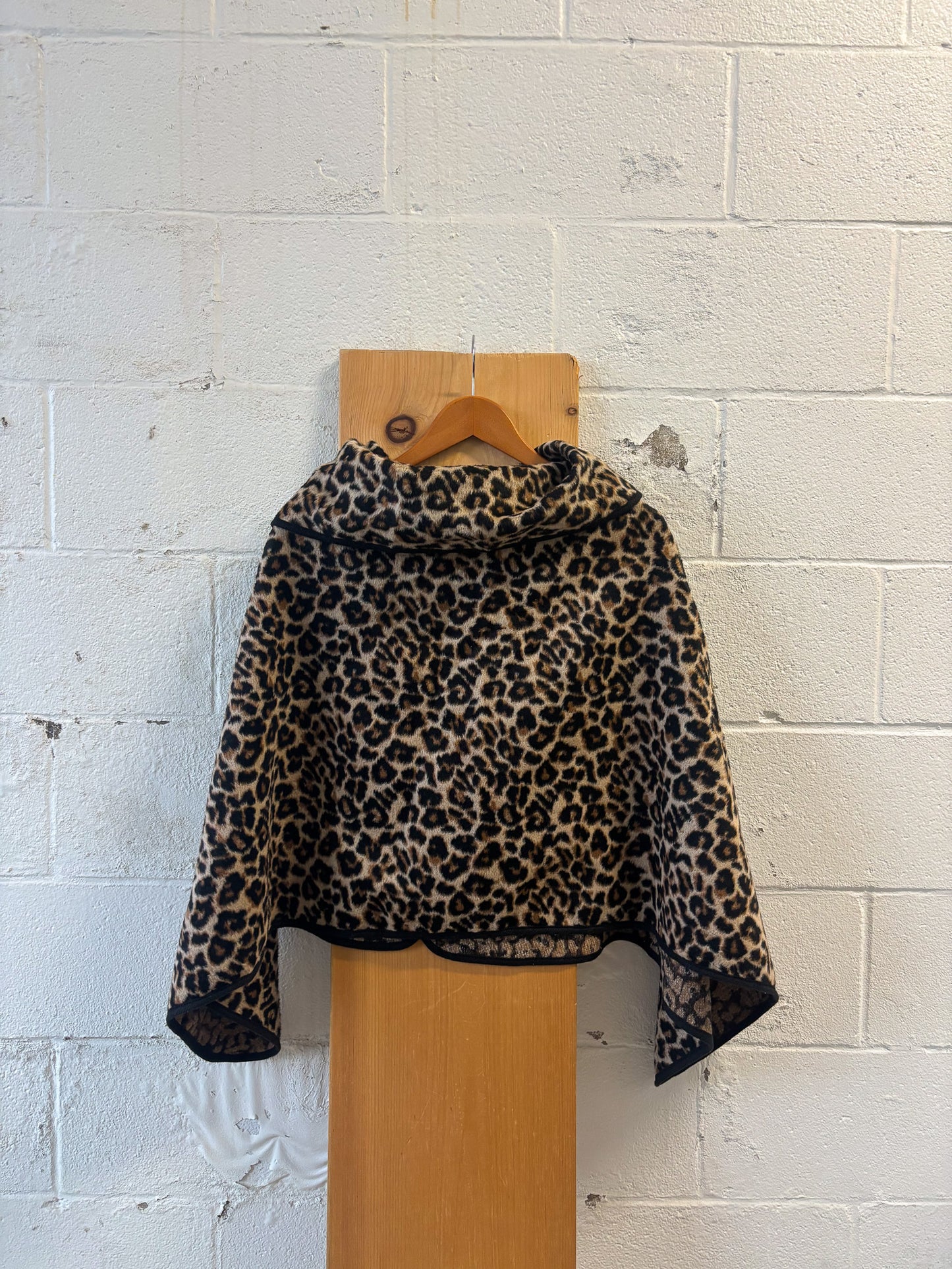Cheetah Print Poncho : One Size