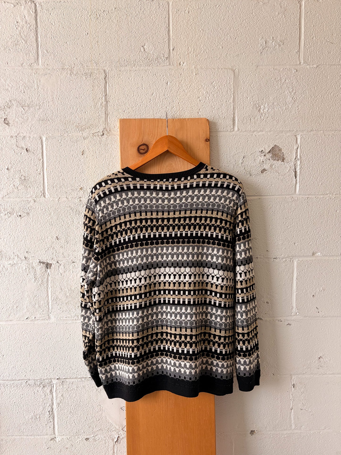 Vtg Patterned Cardigan : L