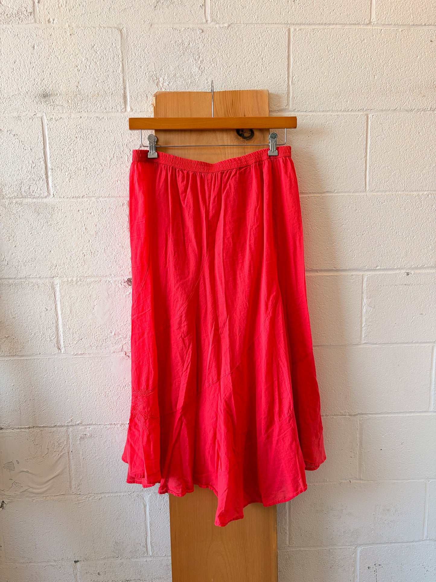 Floral Embroidered Pink Skirt : 36"W