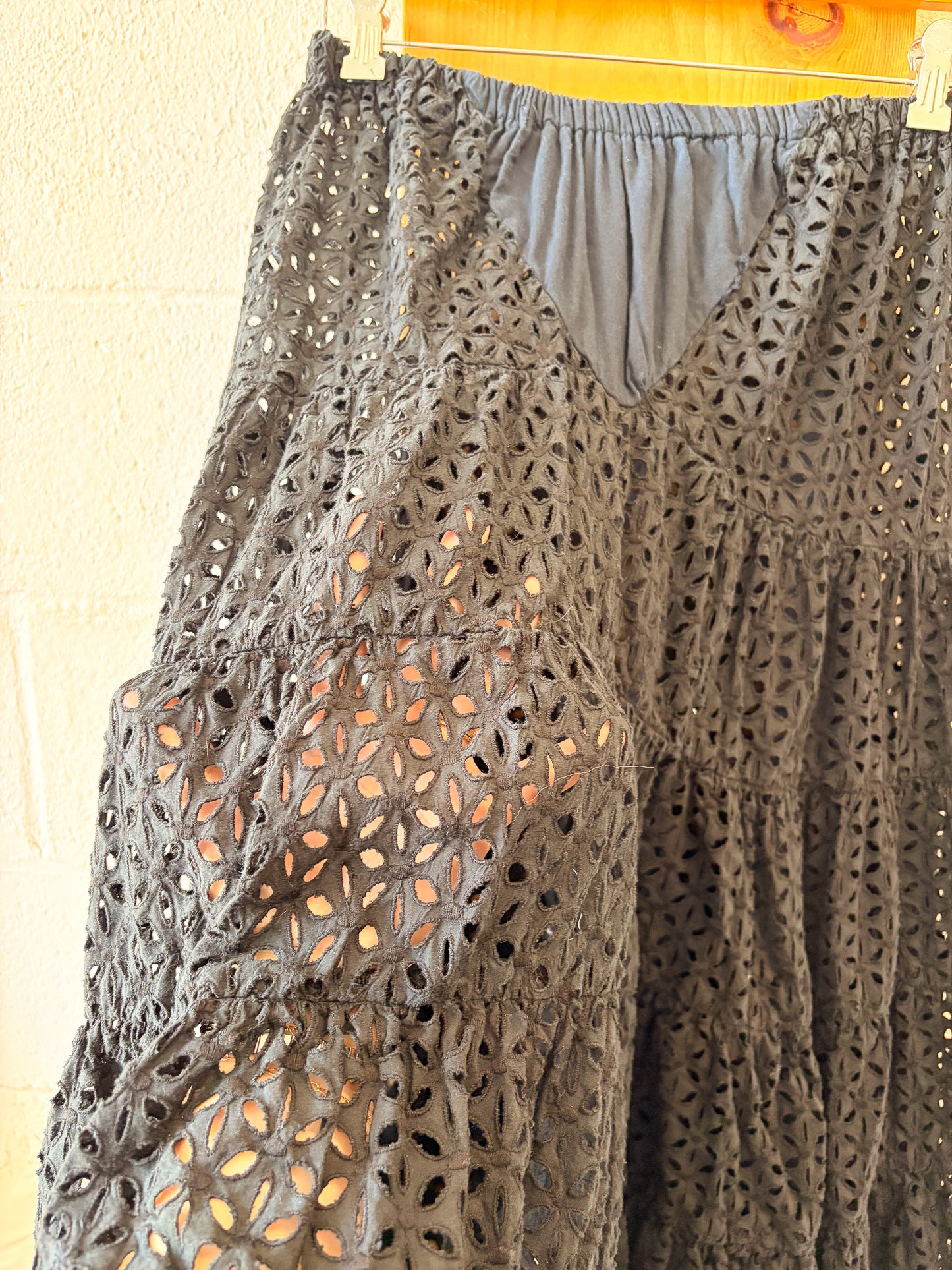 Black Eyelet Lace Skirt : 28"W