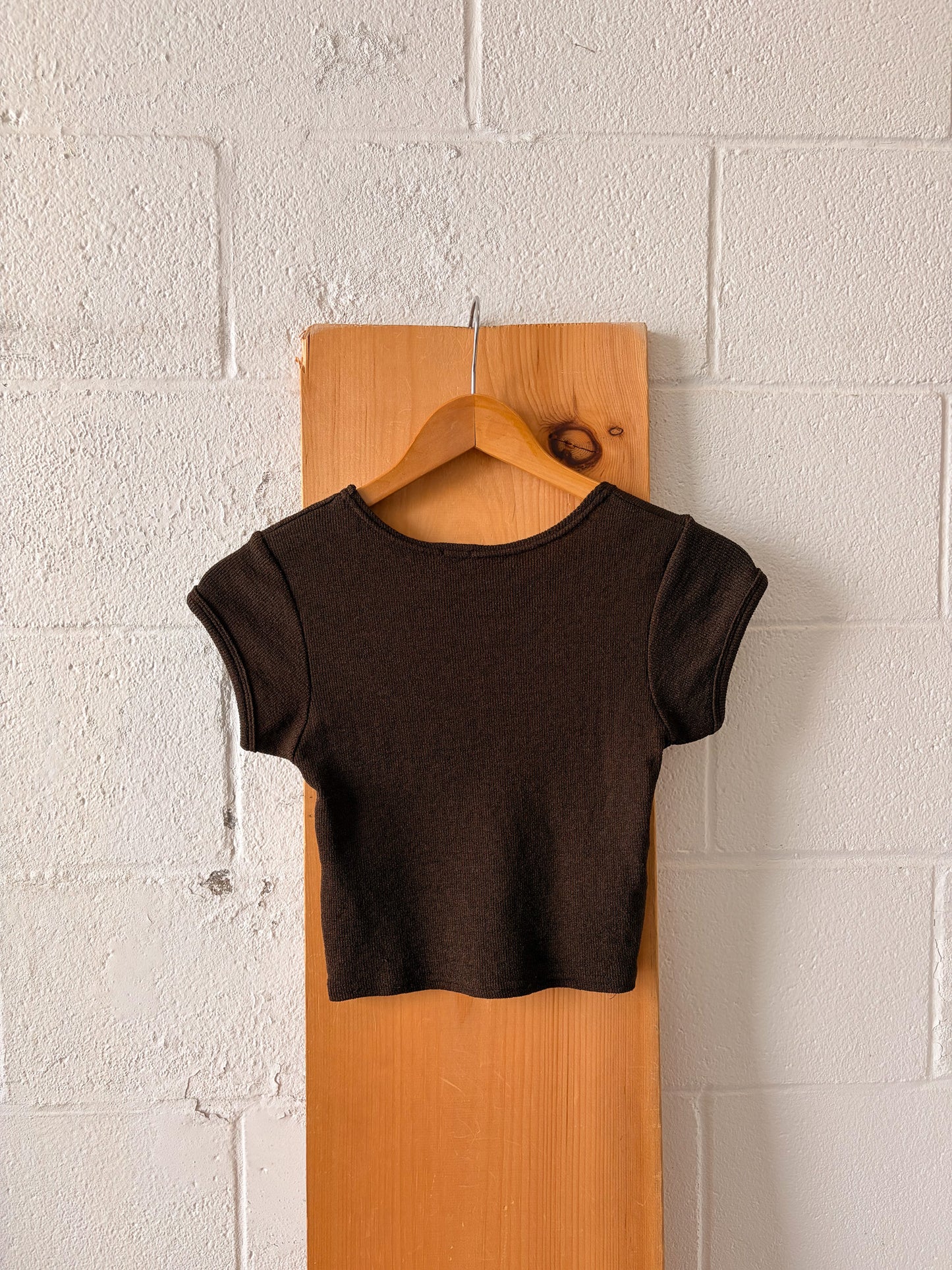Made in France Brown Cropped Tee : XS/S