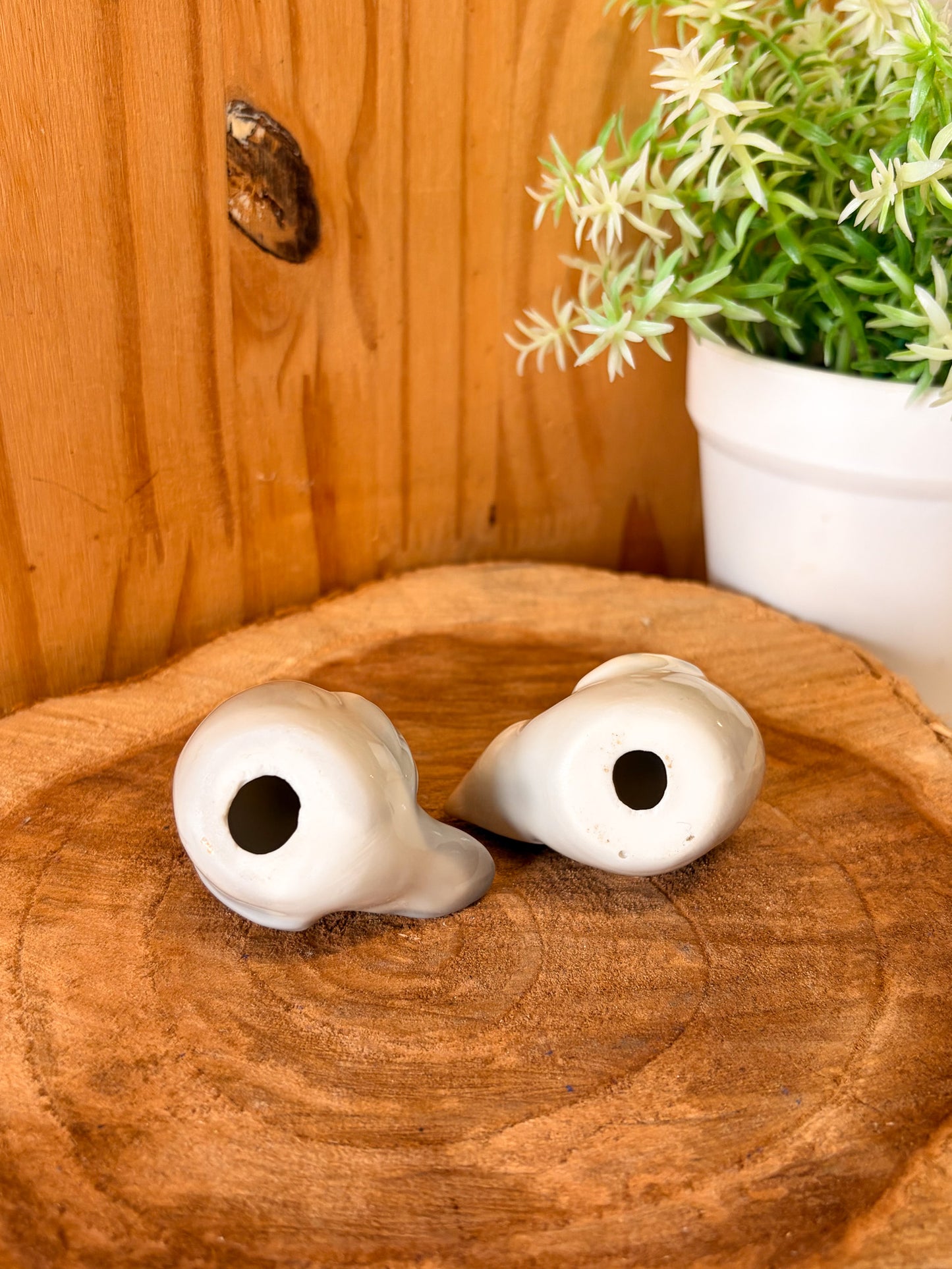 Pair of Little Ceramic Birds (Local Pick Up Only)