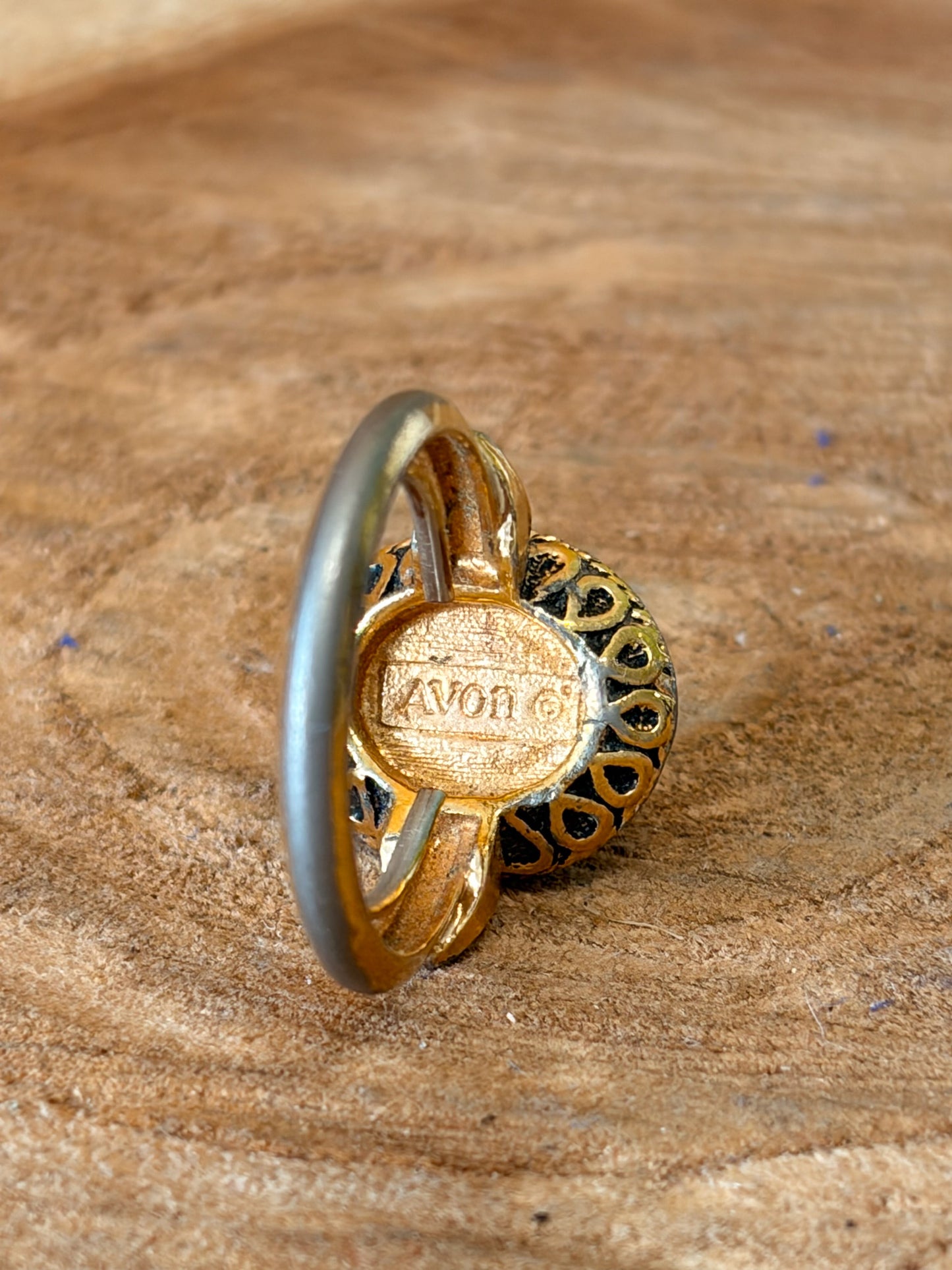 Vtg Avon Ring : Size 4.5-6.5